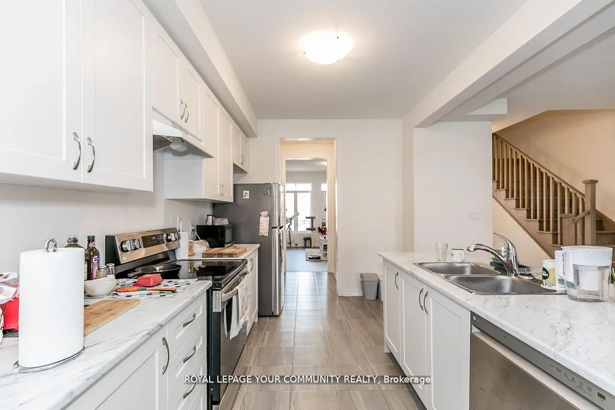 Photo 11 of 2203 Grainger Loop, Innisfil, Alcona — HOMEH