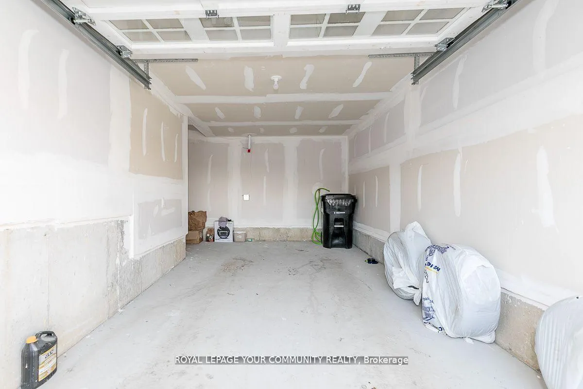 Photo 23 of 2203 Grainger Loop, Innisfil, Alcona — HOMEH