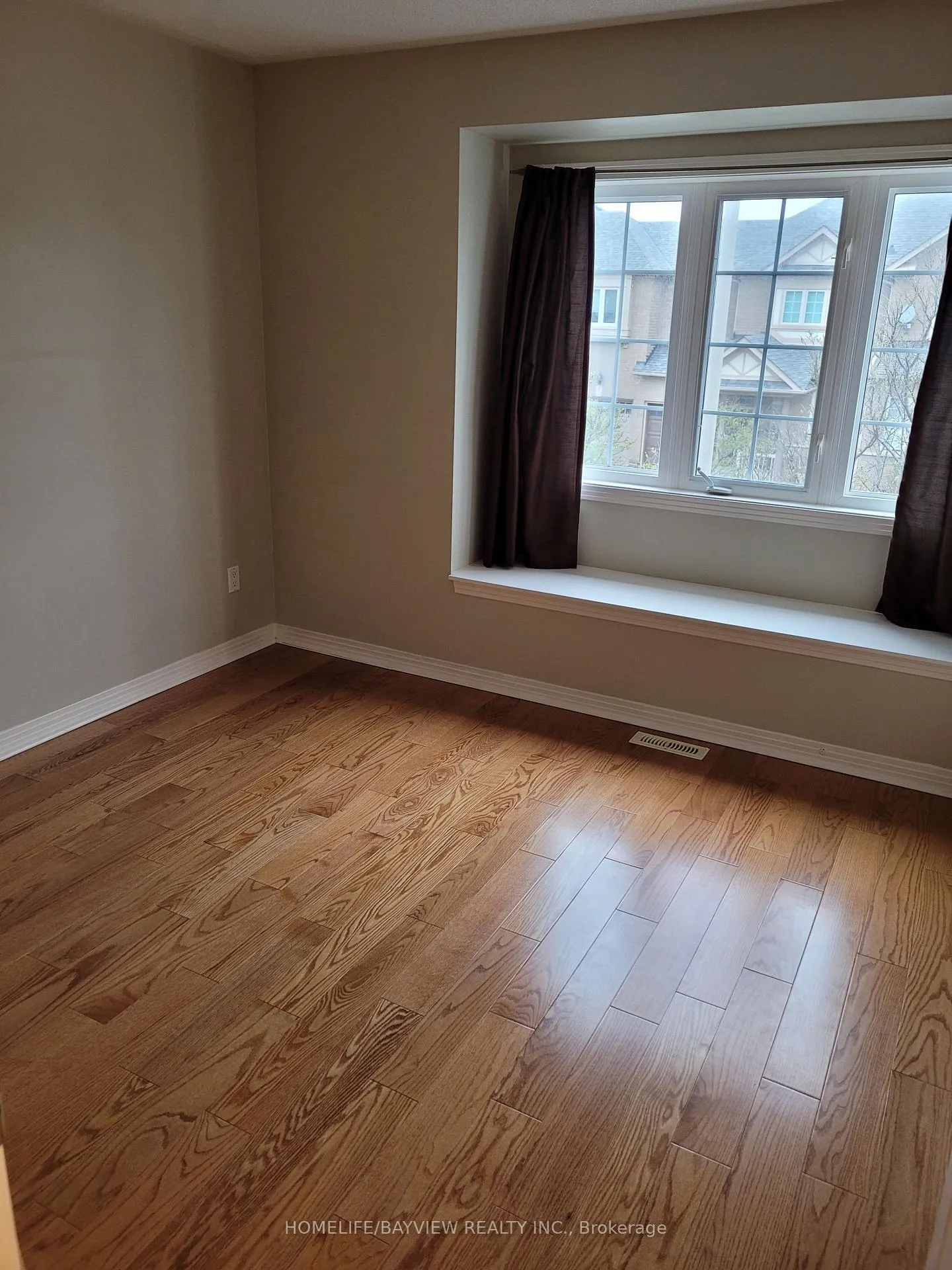 Photo 12 of 23 Whitford Road, Markham, Cachet — HOMEH