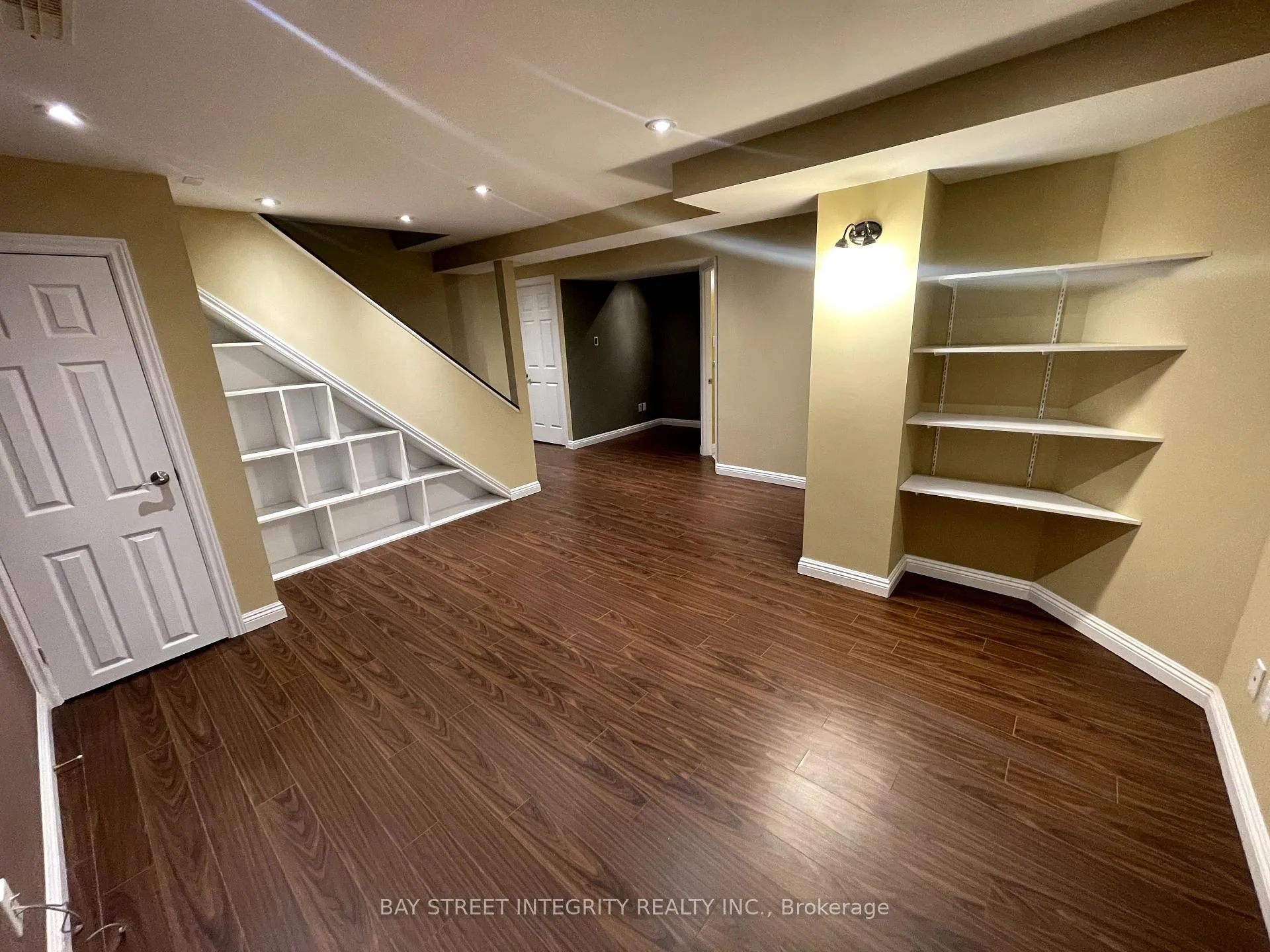 Photo 17 of 111 Madison Heights Boulevard, Markham, Berczy — HOMEH