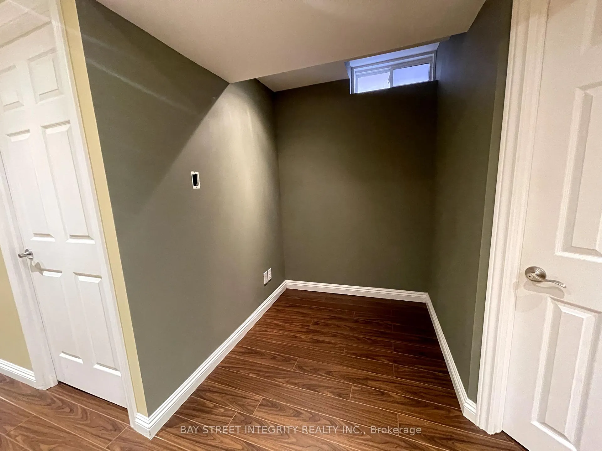 Photo 21 of 111 Madison Heights Boulevard, Markham, Berczy — HOMEH