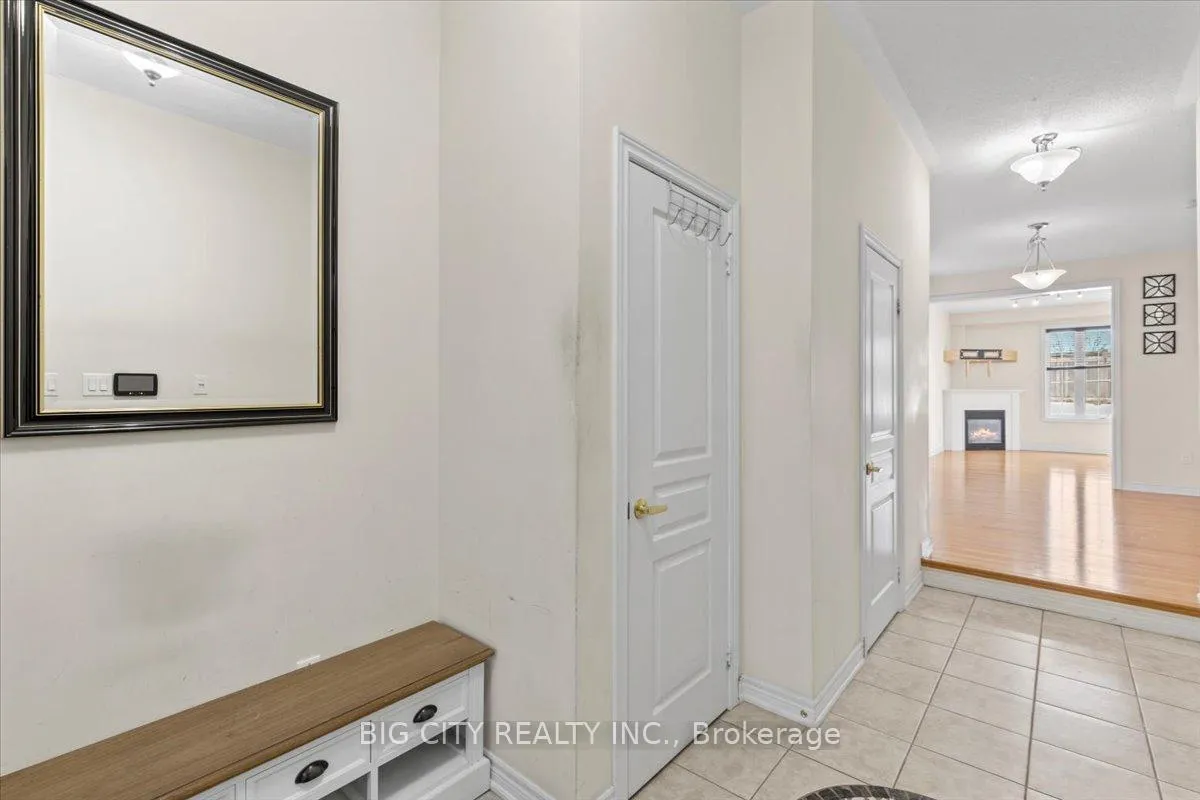 Photo 7 of 56 Haskett Drive, Markham, Cedar Grove — HOMEH