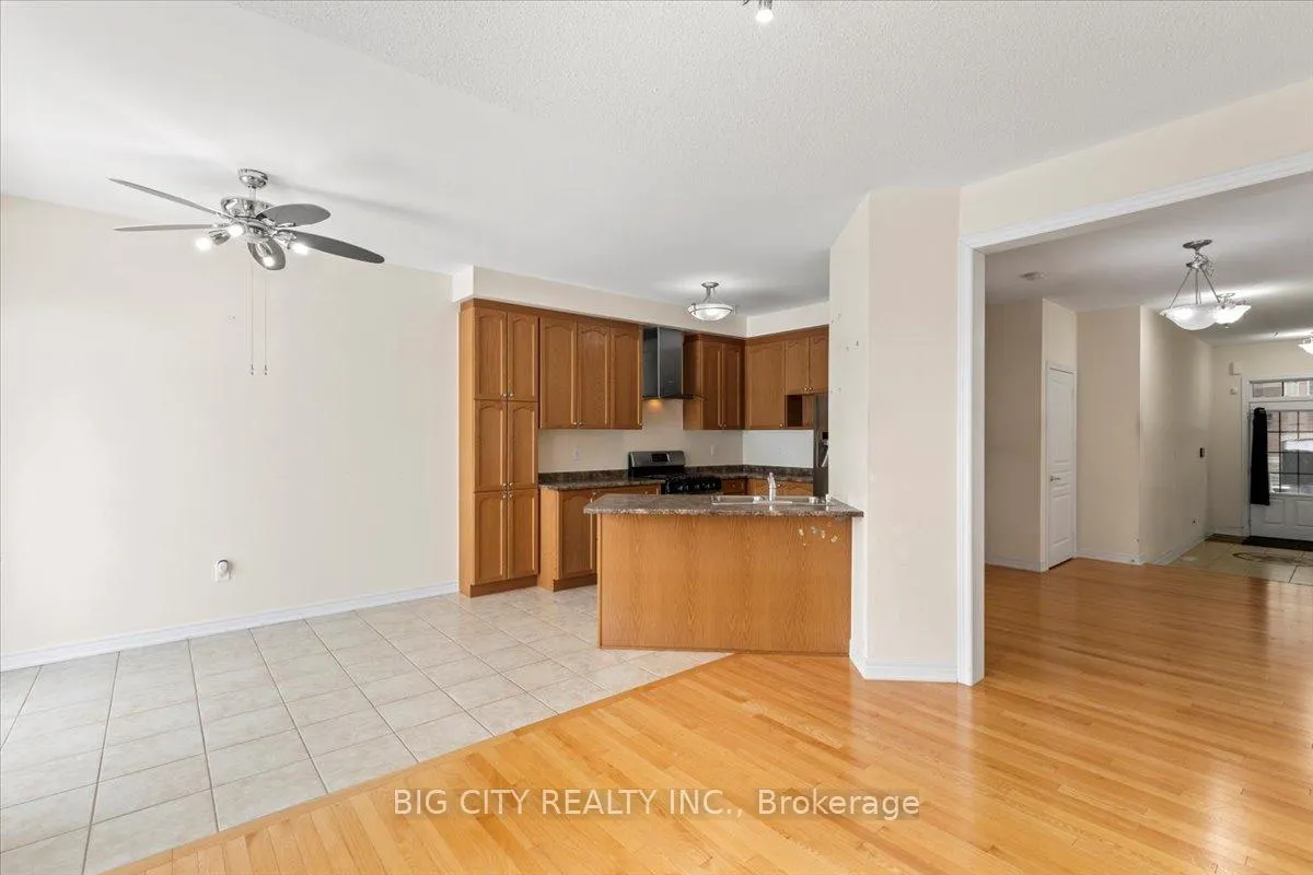 Photo 10 of 56 Haskett Drive, Markham, Cedar Grove — HOMEH