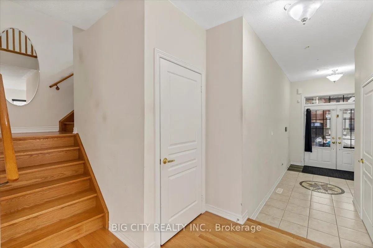 Photo 17 of 56 Haskett Drive, Markham, Cedar Grove — HOMEH