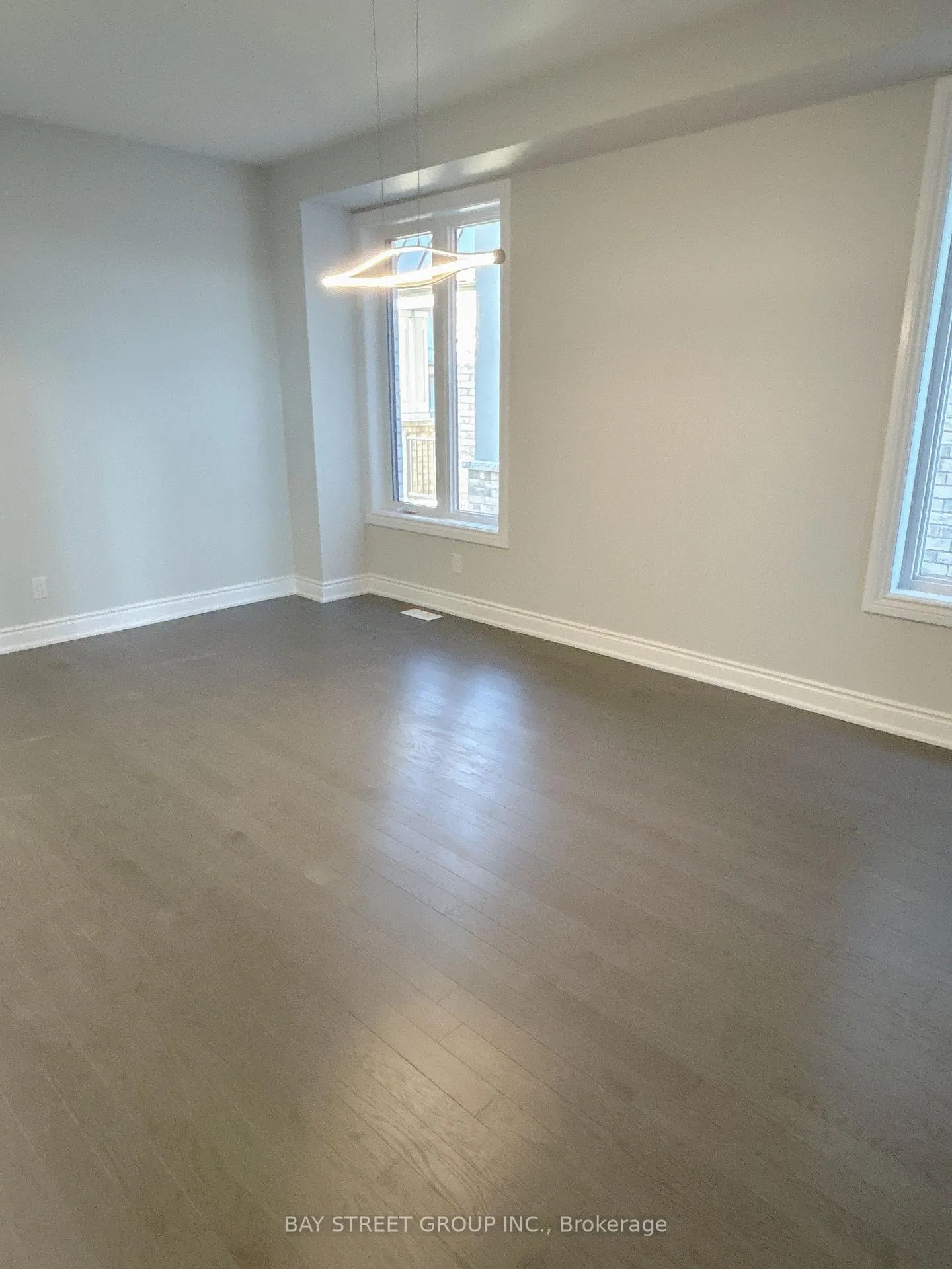 Photo 8 of 24 Nanhai Avenue N, Markham, Angus Glen — HOMEH