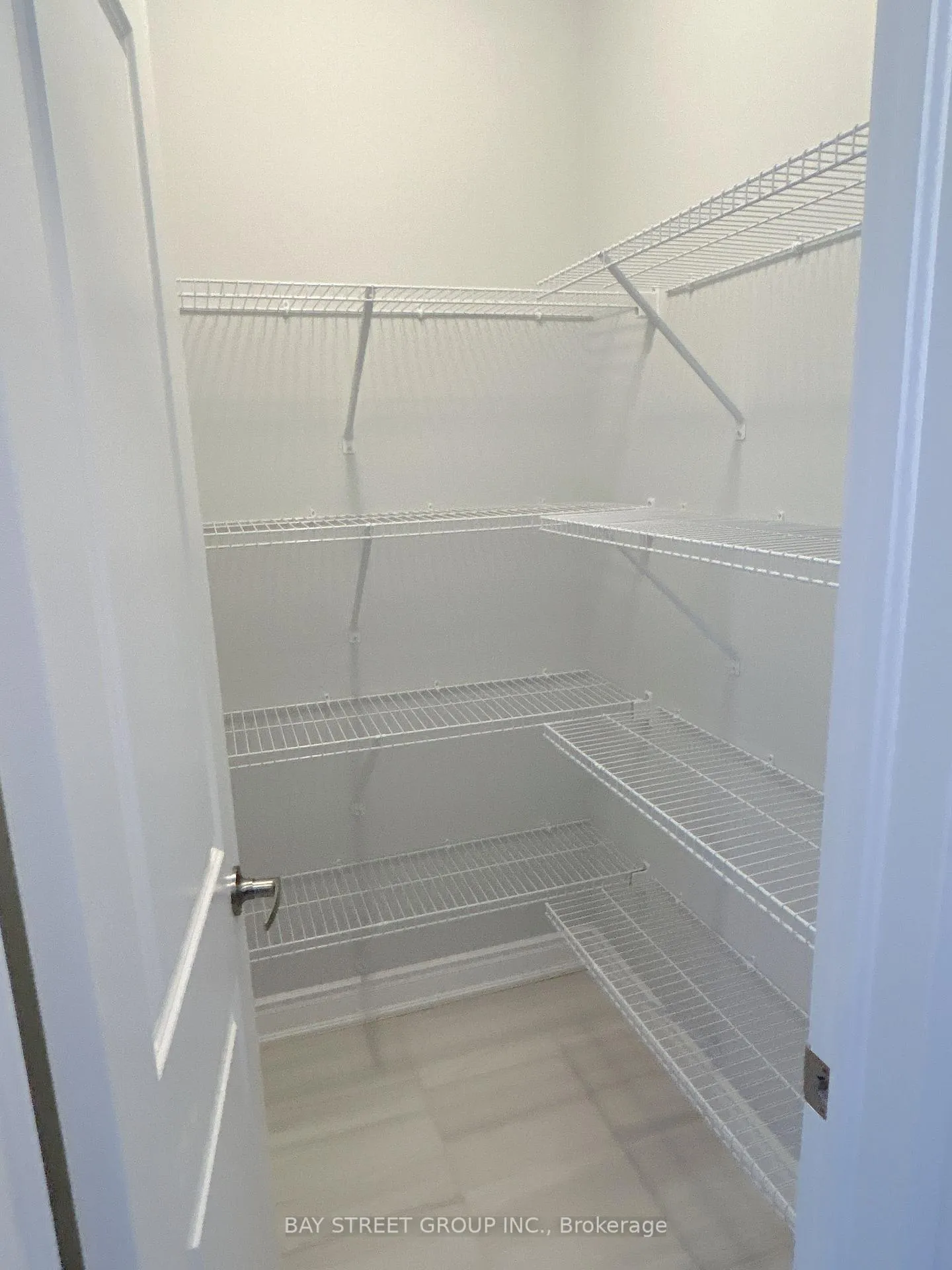 Photo 11 of 24 Nanhai Avenue N, Markham, Angus Glen — HOMEH