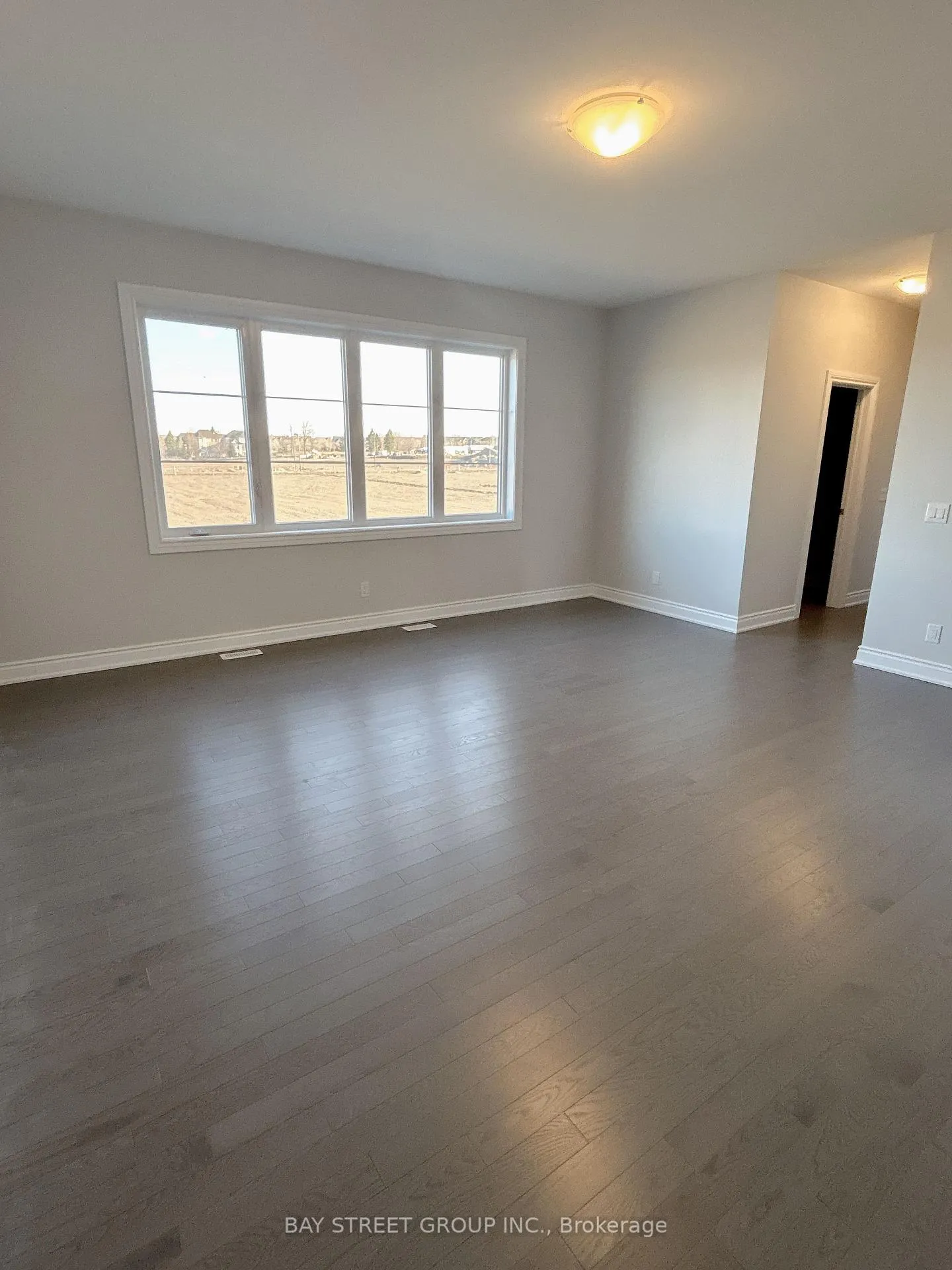 Photo 19 of 24 Nanhai Avenue N, Markham, Angus Glen — HOMEH