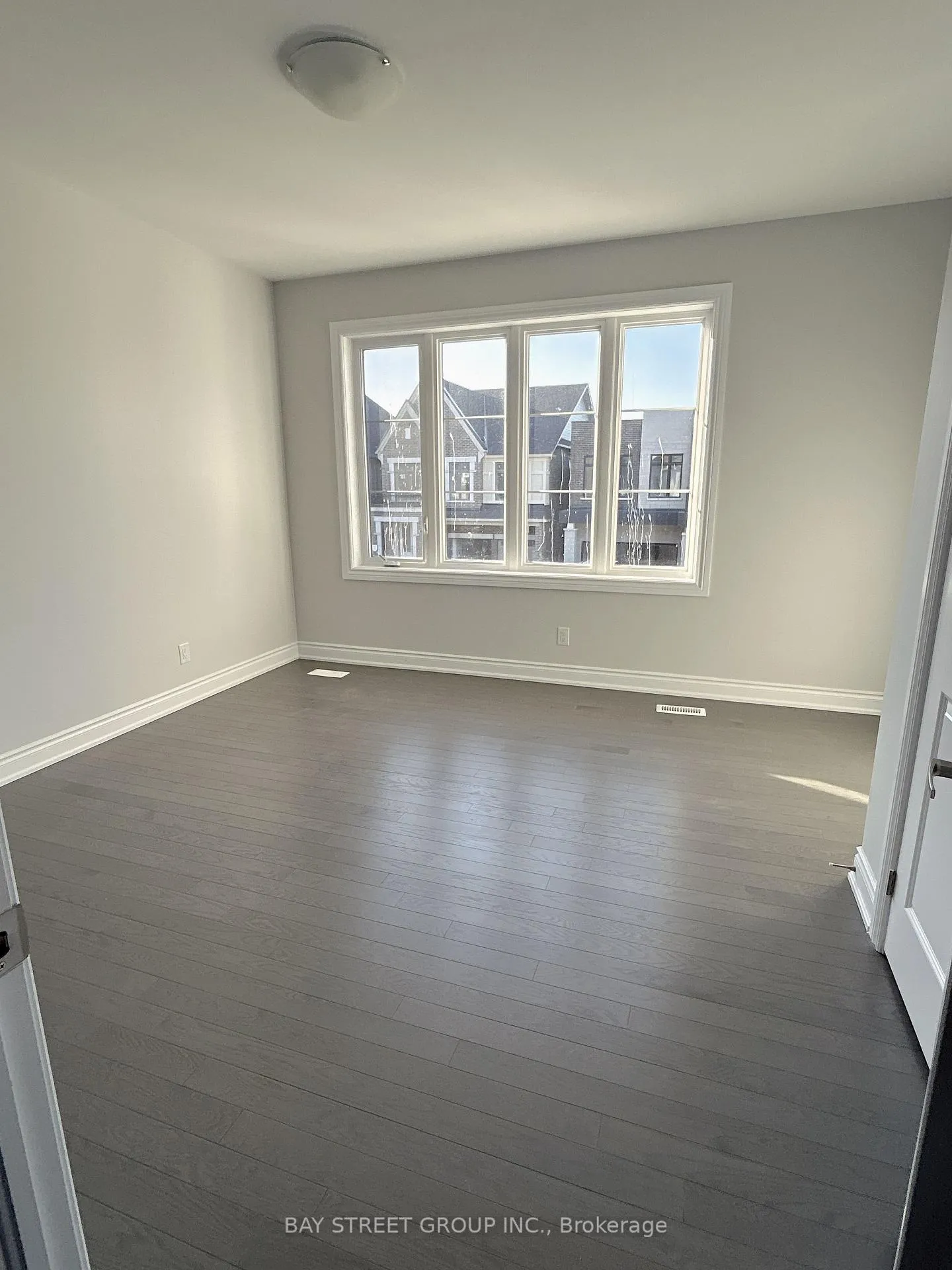 Photo 26 of 24 Nanhai Avenue N, Markham, Angus Glen — HOMEH
