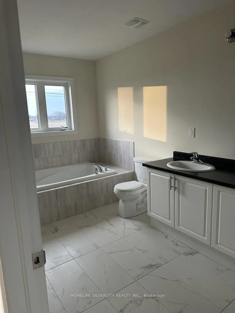 Photo 17 of 125 Sapphire Way, Thorold, Rolling Meadows — HOMEH