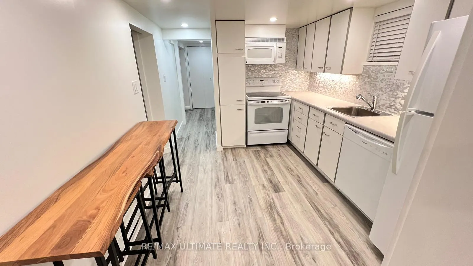 Photo 6 of 30 Ferris Road, Toronto, O'Connor-Parkview — HOMEH