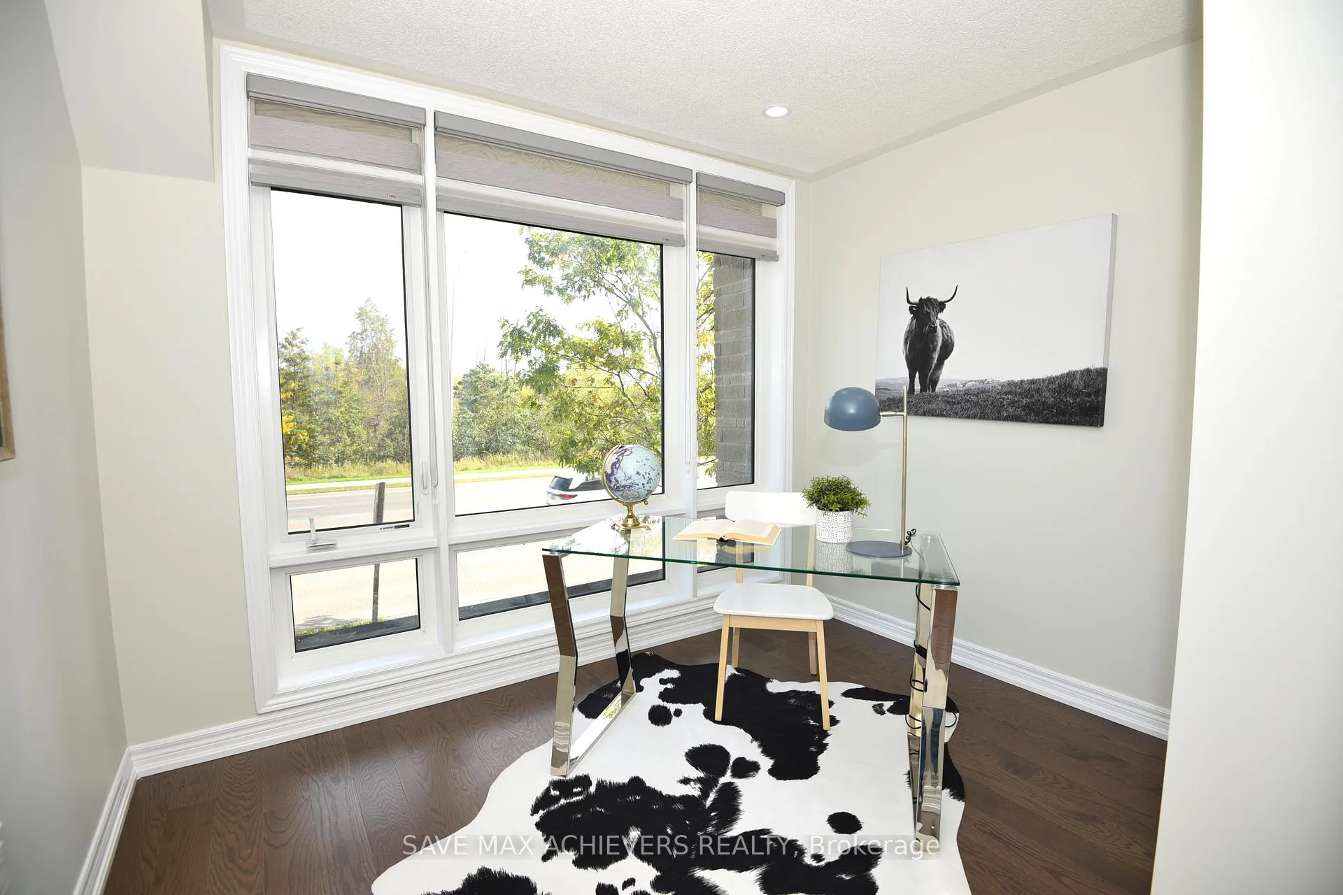 Photo 3 of 440 Salem Road S, Ajax, South East — HOMEH