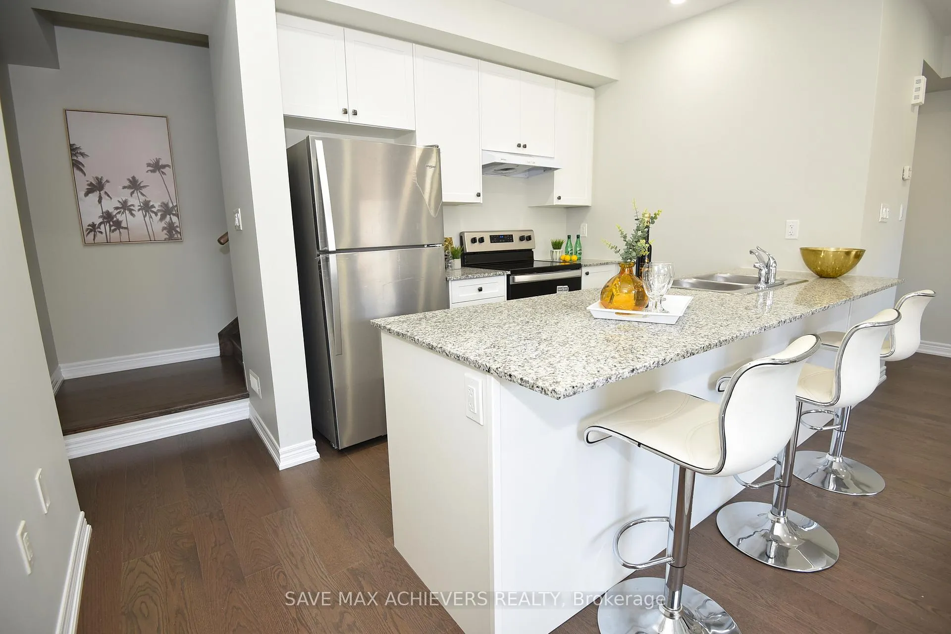 Photo 13 of 440 Salem Road S, Ajax, South East — HOMEH