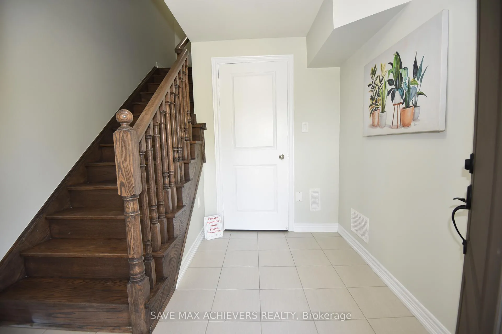 Photo 17 of 440 Salem Road S, Ajax, South East — HOMEH
