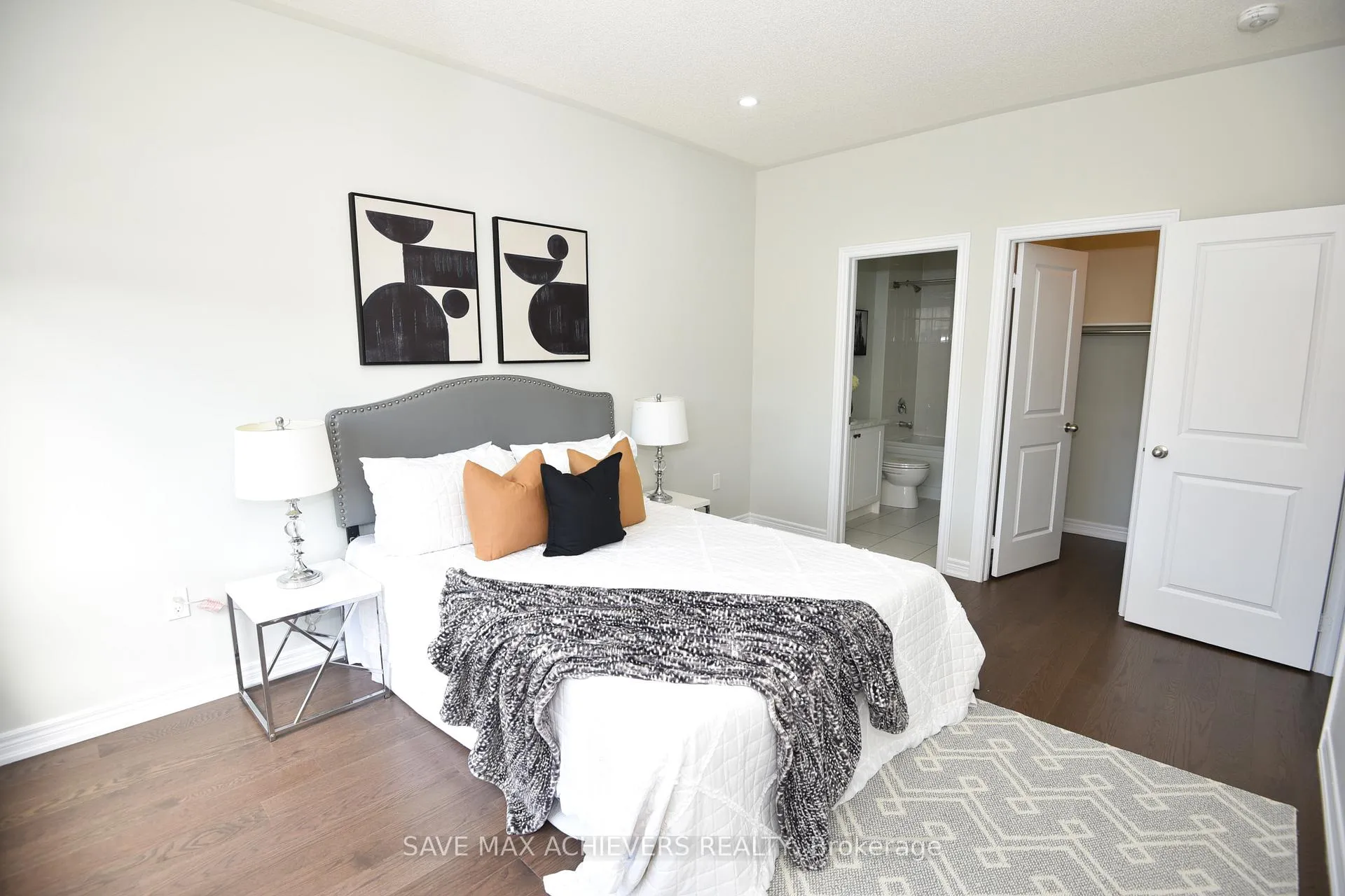 Photo 26 of 440 Salem Road S, Ajax, South East — HOMEH