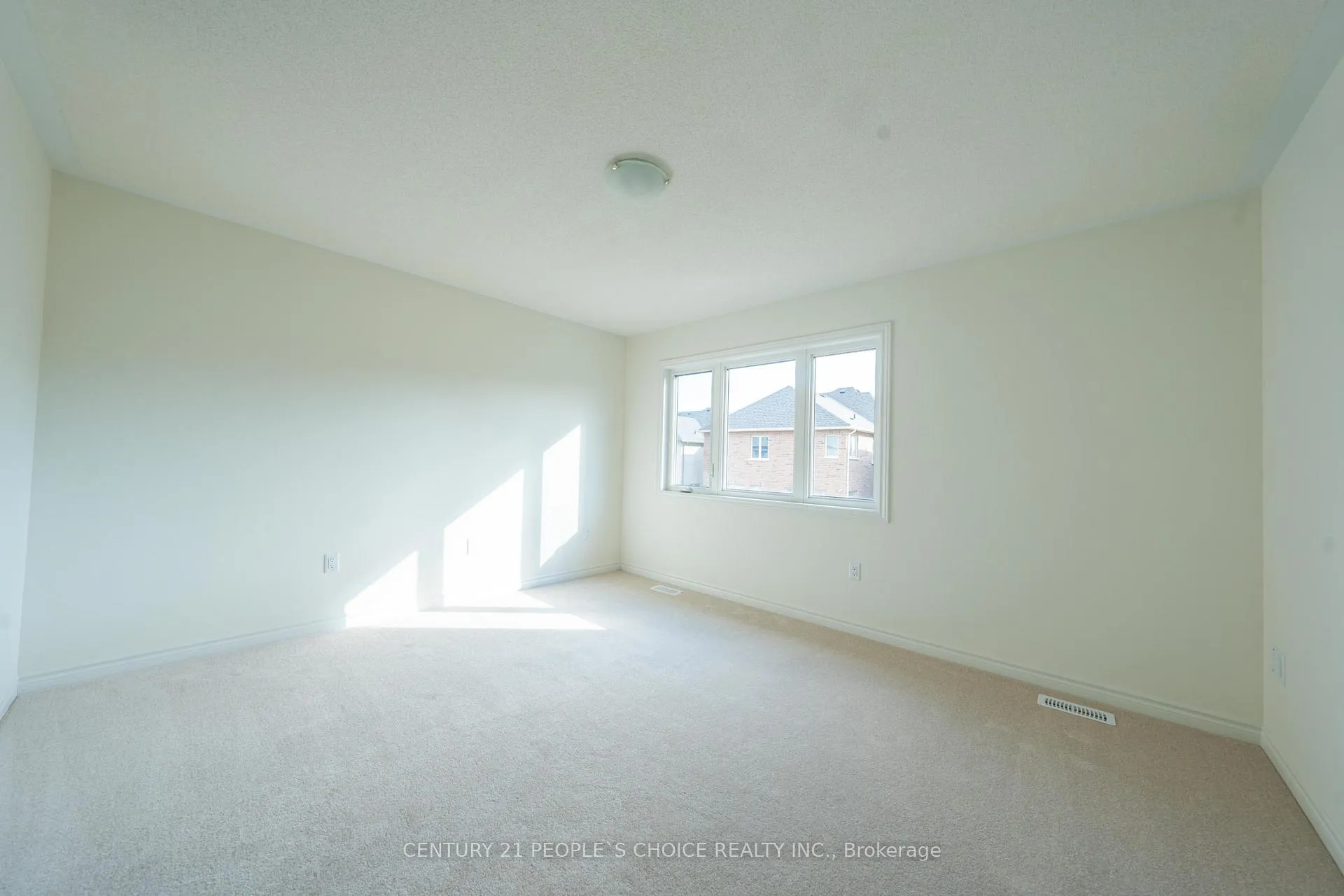 Photo 19 of 60 Velvet Drive, Whitby, Rural Whitby — HOMEH