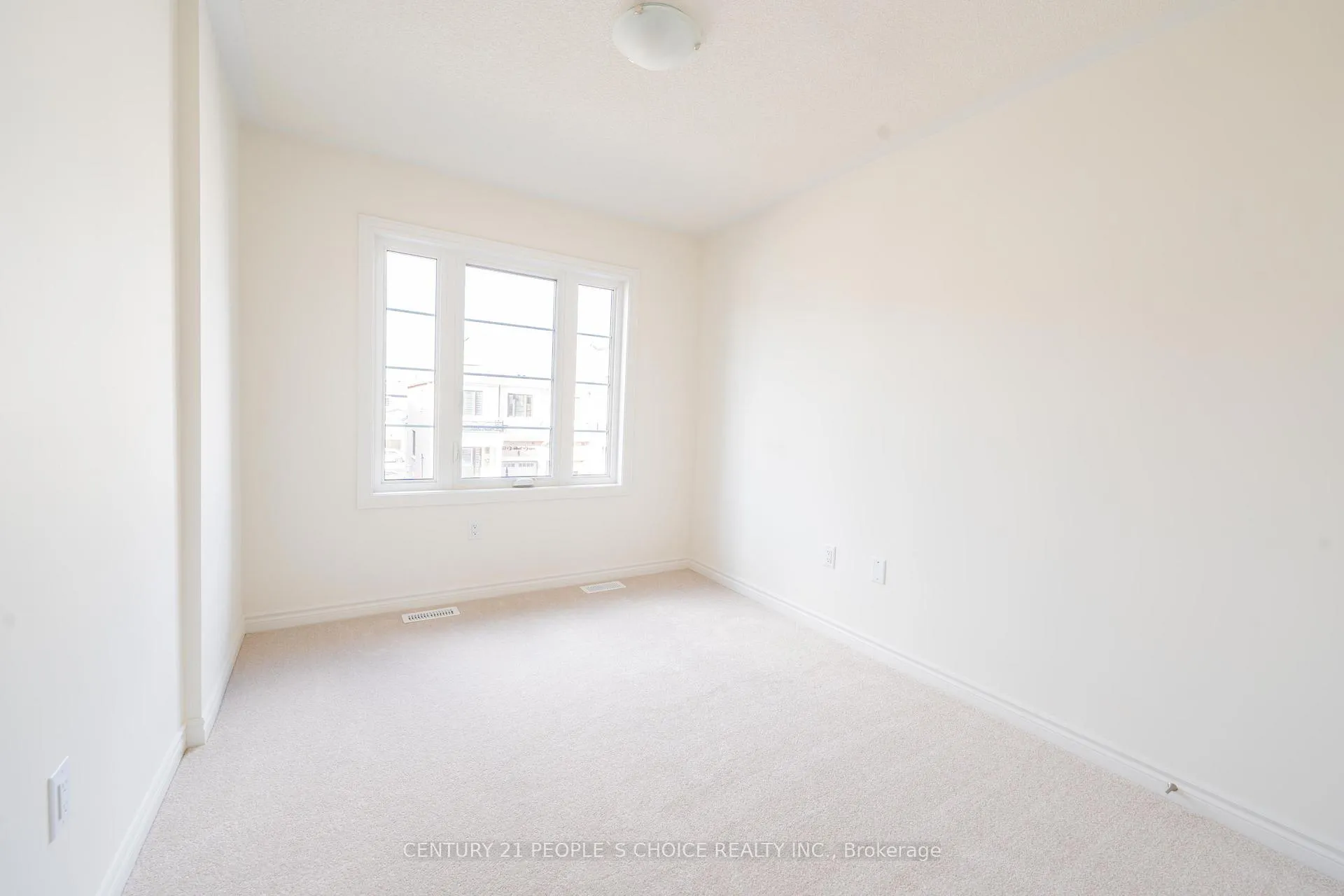 Photo 24 of 60 Velvet Drive, Whitby, Rural Whitby — HOMEH