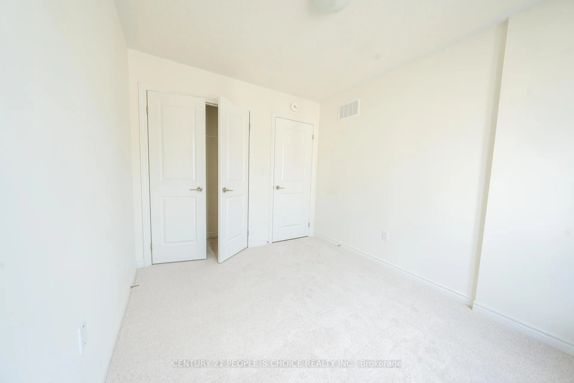 Photo 26 of 60 Velvet Drive, Whitby, Rural Whitby — HOMEH