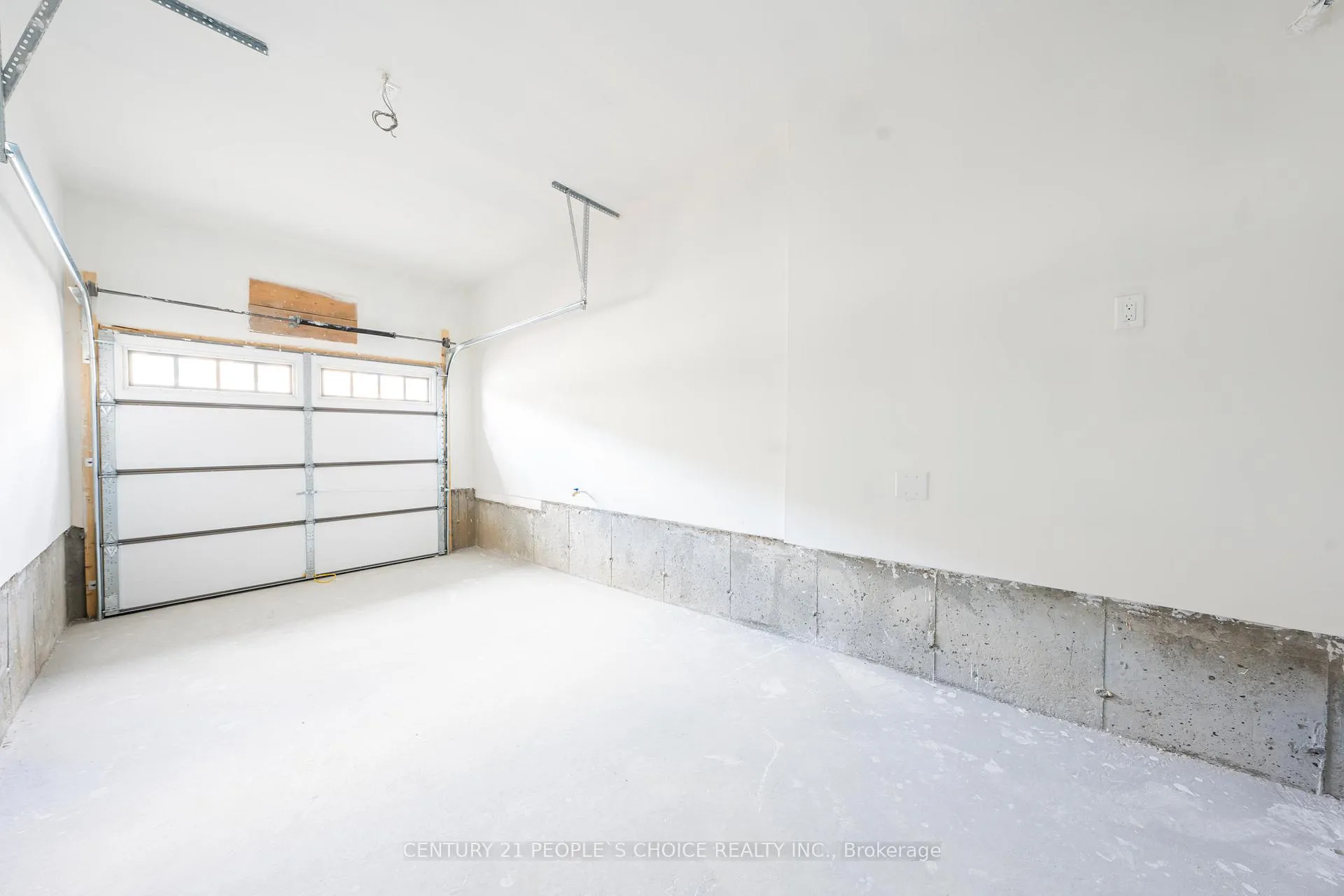 Photo 38 of 60 Velvet Drive, Whitby, Rural Whitby — HOMEH