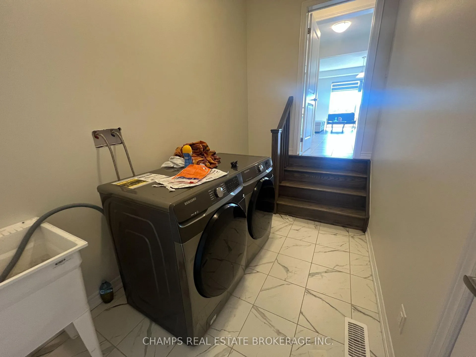 Photo 17 of 110 Broadacre Drive, Kitchener — HOMEH