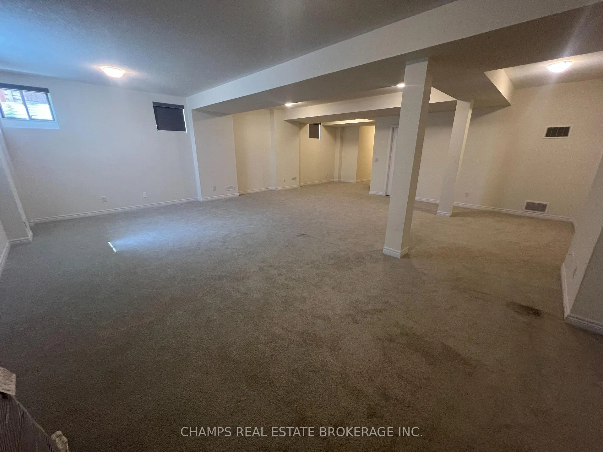 Photo 23 of 110 Broadacre Drive, Kitchener — HOMEH