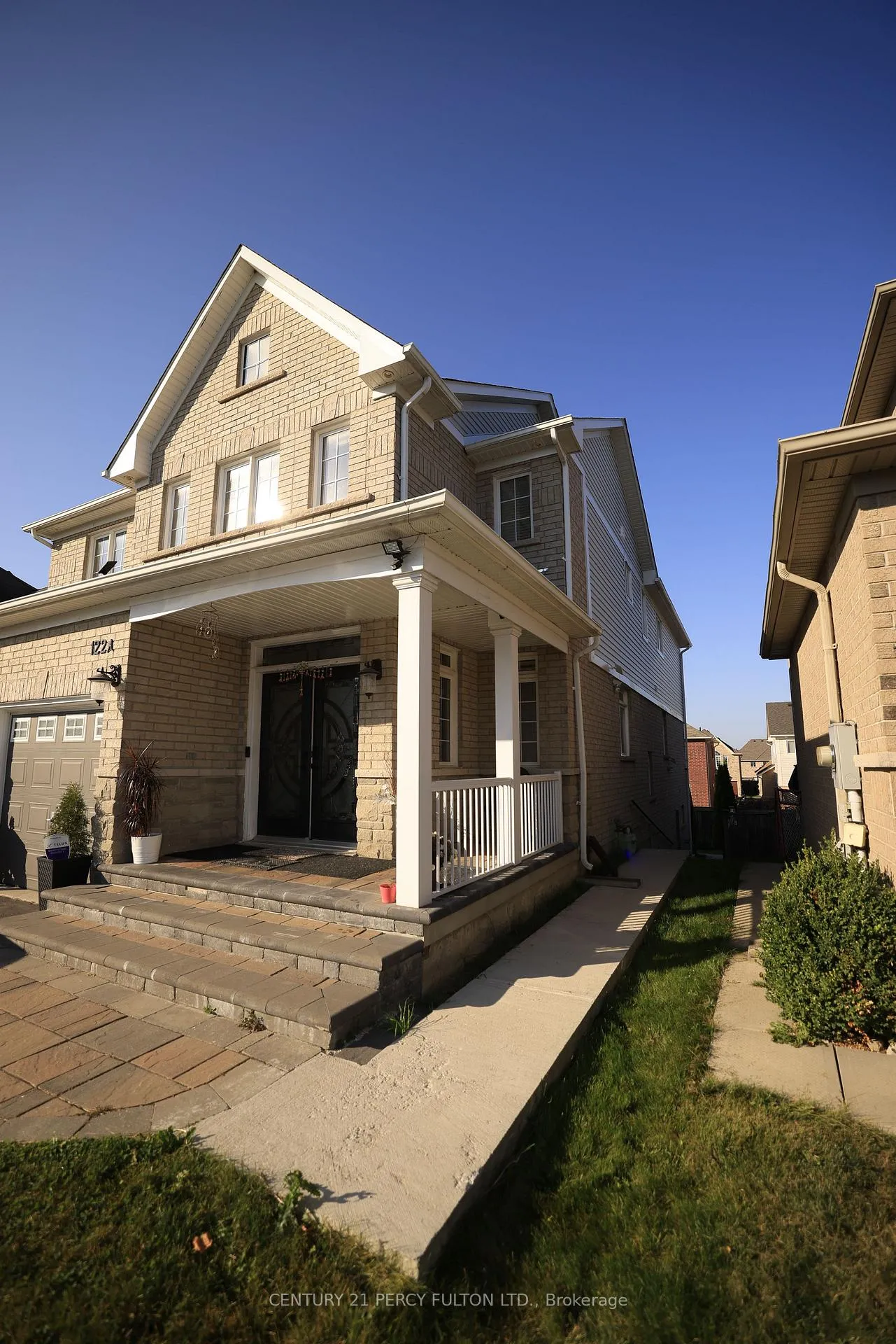 Photo 1 of 122A Winchester Terrace, Barrie, Innis-Shore — HOMEH