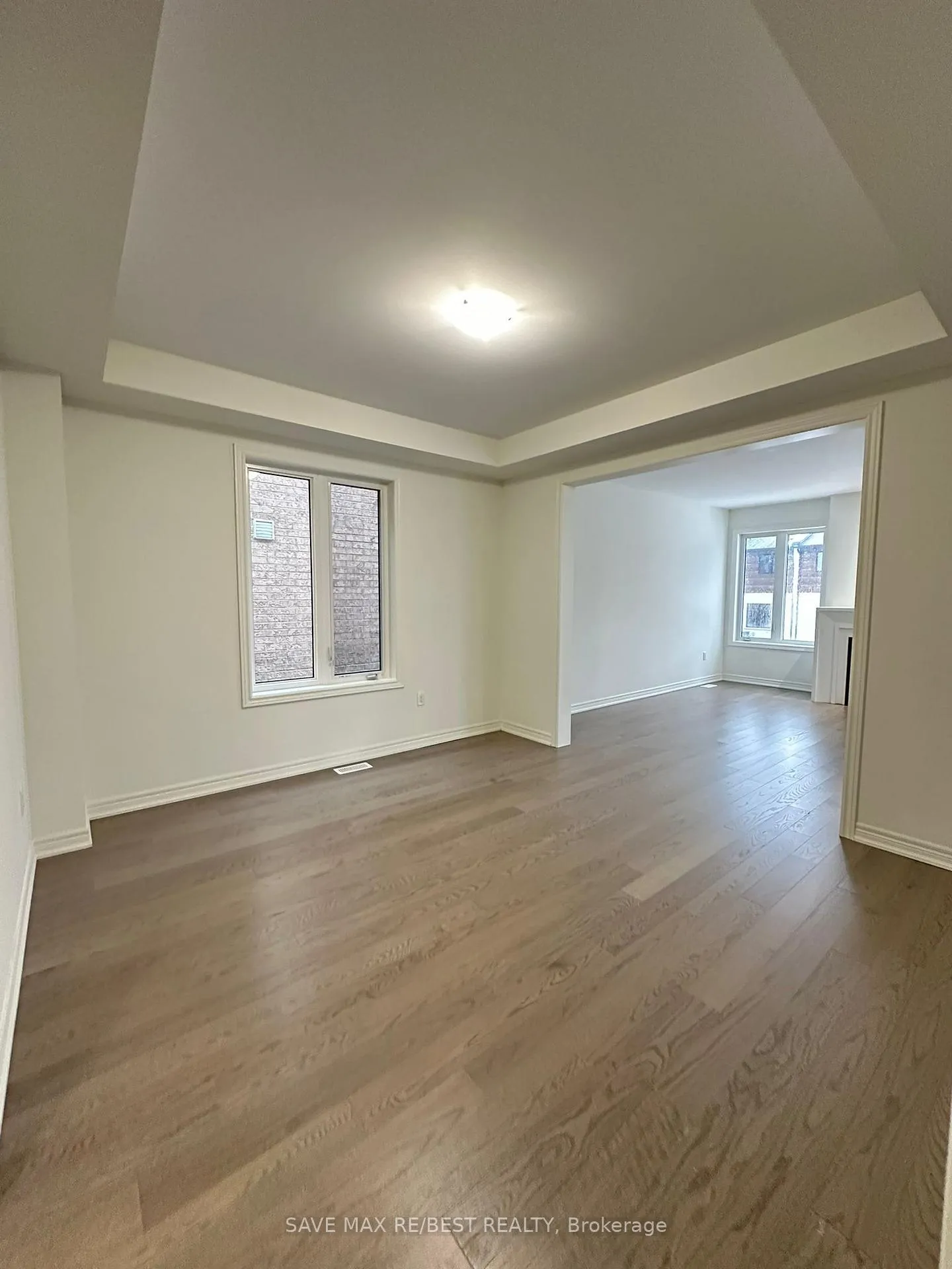 Photo 3 of 27 Shawbridge Court, Hamilton, Stoney Creek Mountain — HOMEH