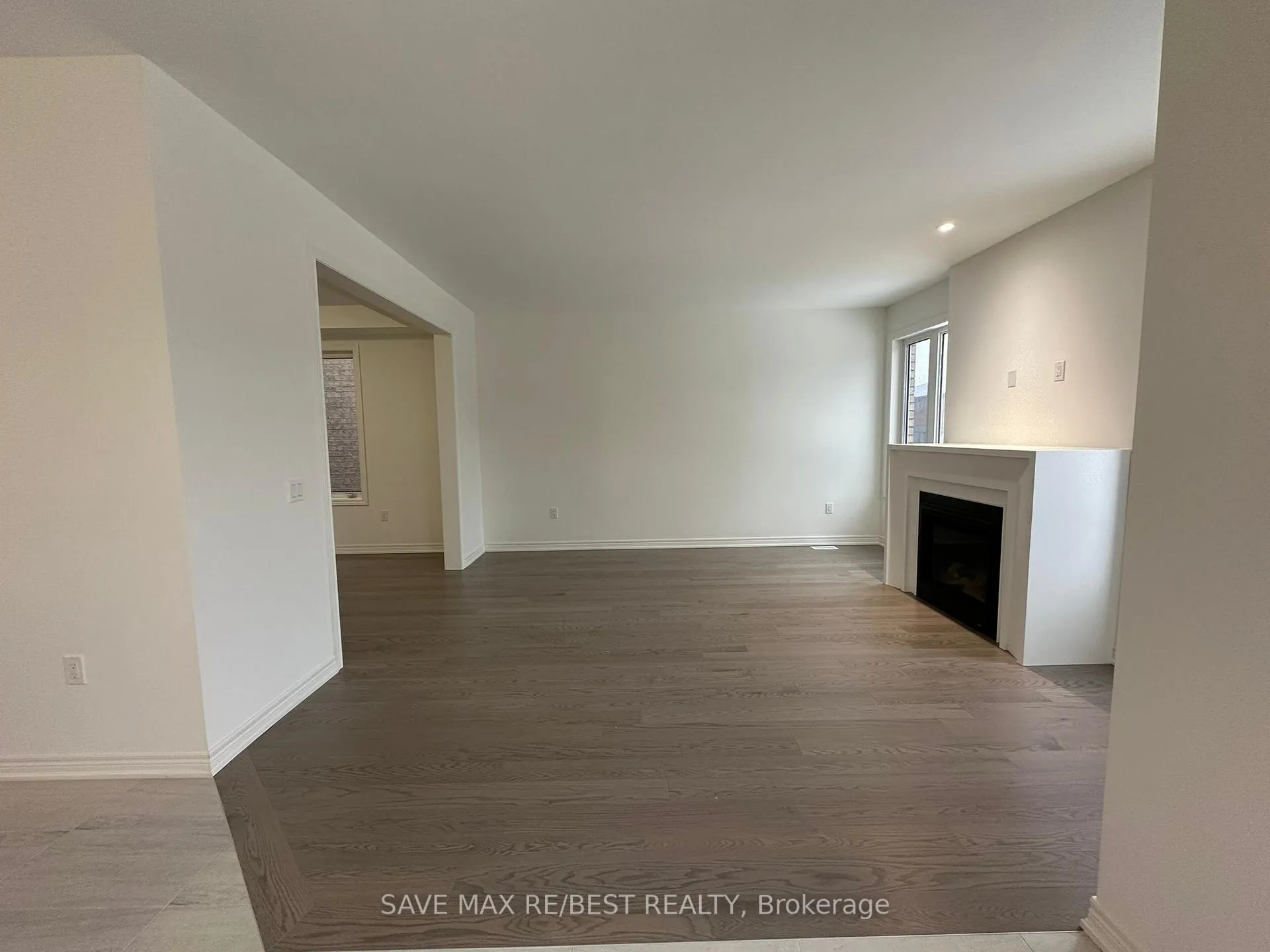 Photo 7 of 27 Shawbridge Court, Hamilton, Stoney Creek Mountain — HOMEH