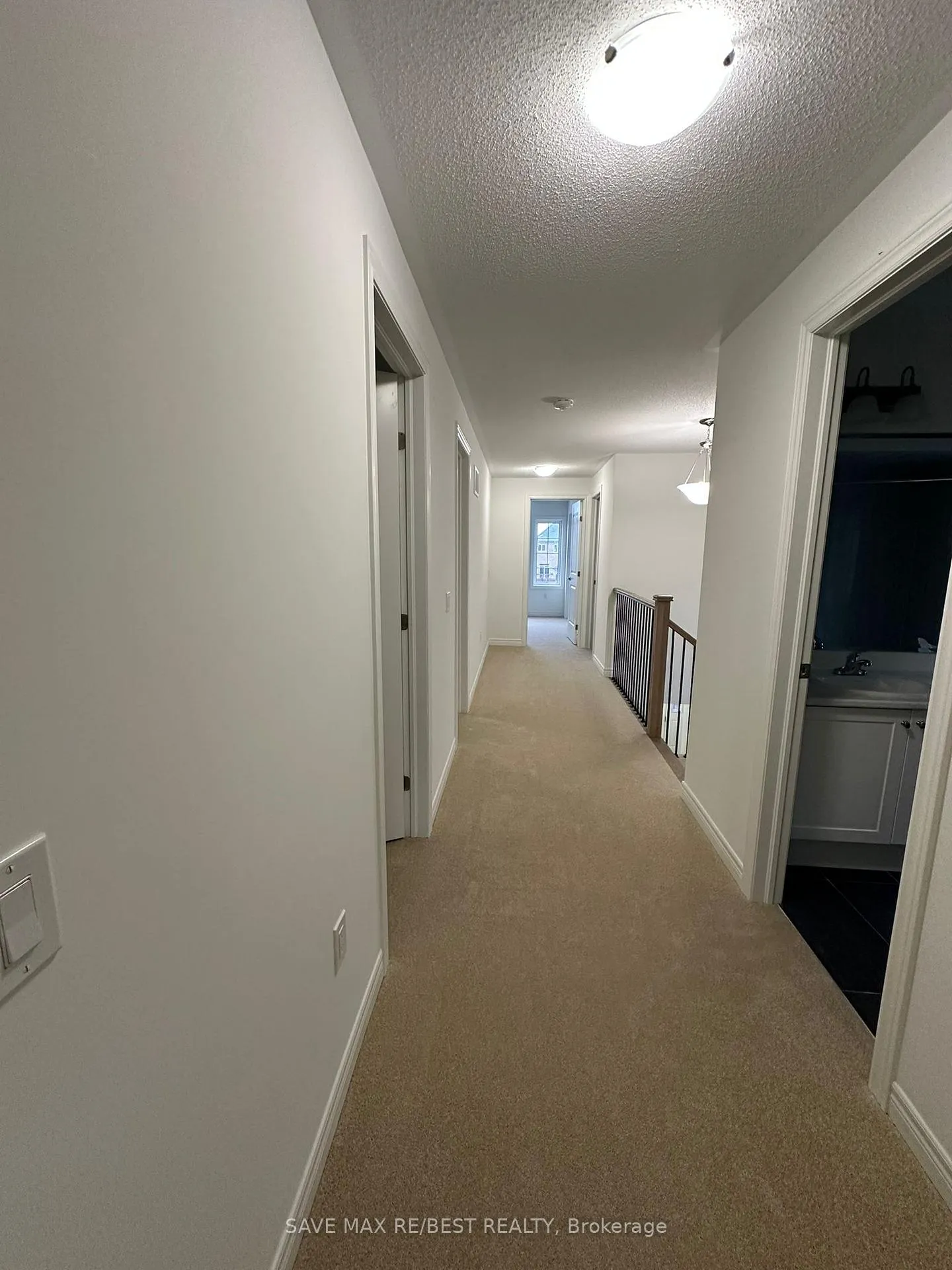 Photo 8 of 27 Shawbridge Court, Hamilton, Stoney Creek Mountain — HOMEH