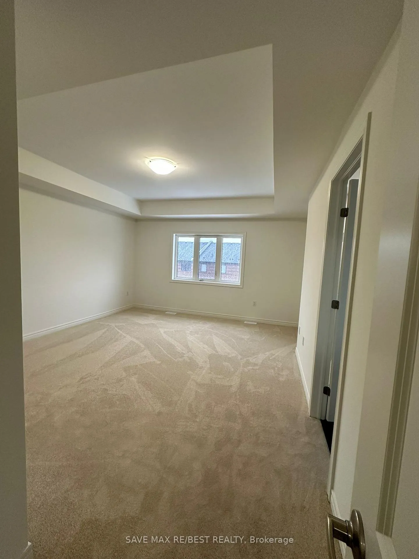 Photo 9 of 27 Shawbridge Court, Hamilton, Stoney Creek Mountain — HOMEH