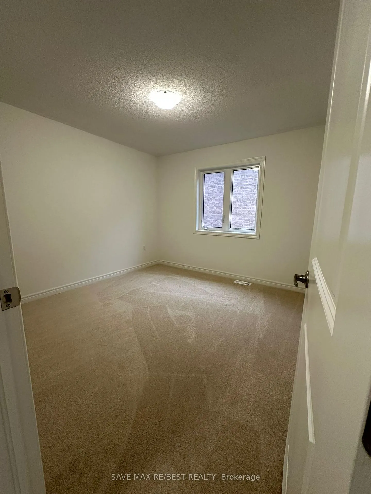 Photo 15 of 27 Shawbridge Court, Hamilton, Stoney Creek Mountain — HOMEH
