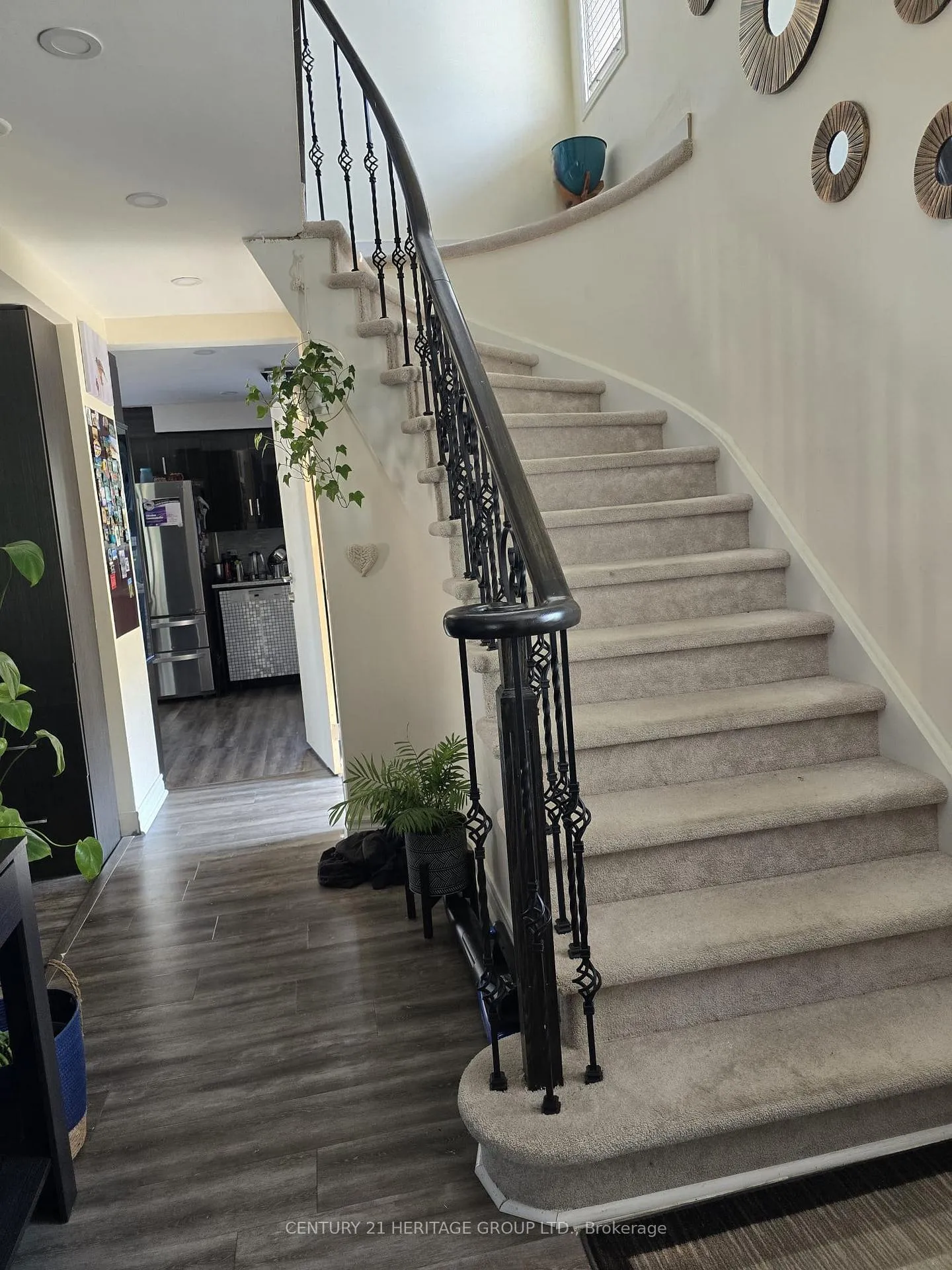 Photo 8 of 142 Hialeah Crescent, Whitby, Blue Grass Meadows — HOMEH