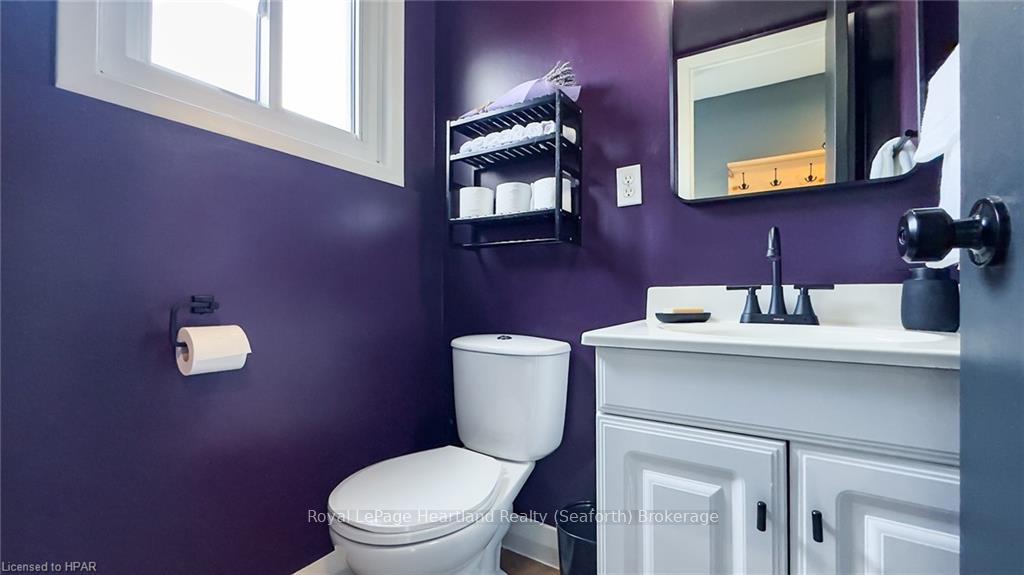 Photo 26 of 138 Sunset Drive, Goderich, Goderich (Town) — HOMEH