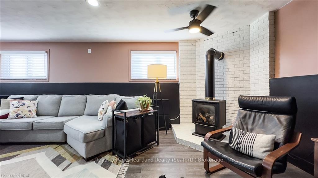 Photo 27 of 138 Sunset Drive, Goderich, Goderich (Town) — HOMEH