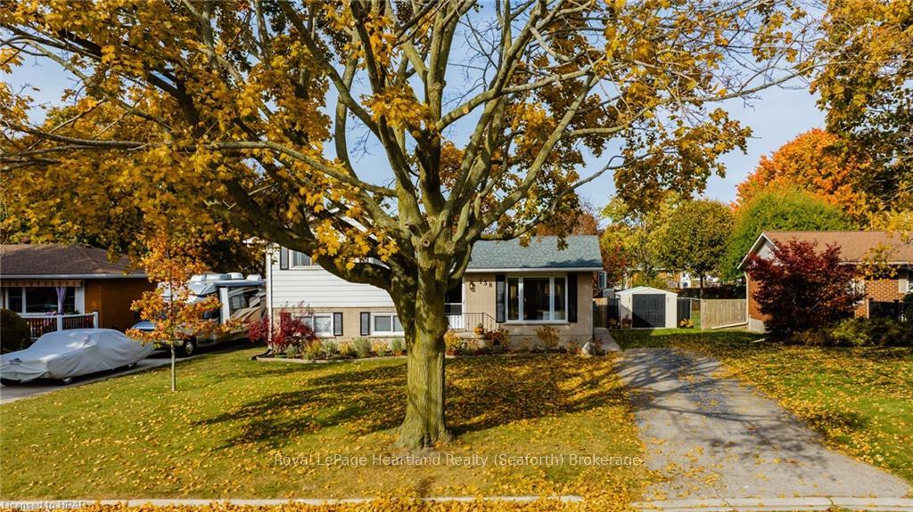 Photo 40 of 138 Sunset Drive, Goderich, Goderich (Town) — HOMEH