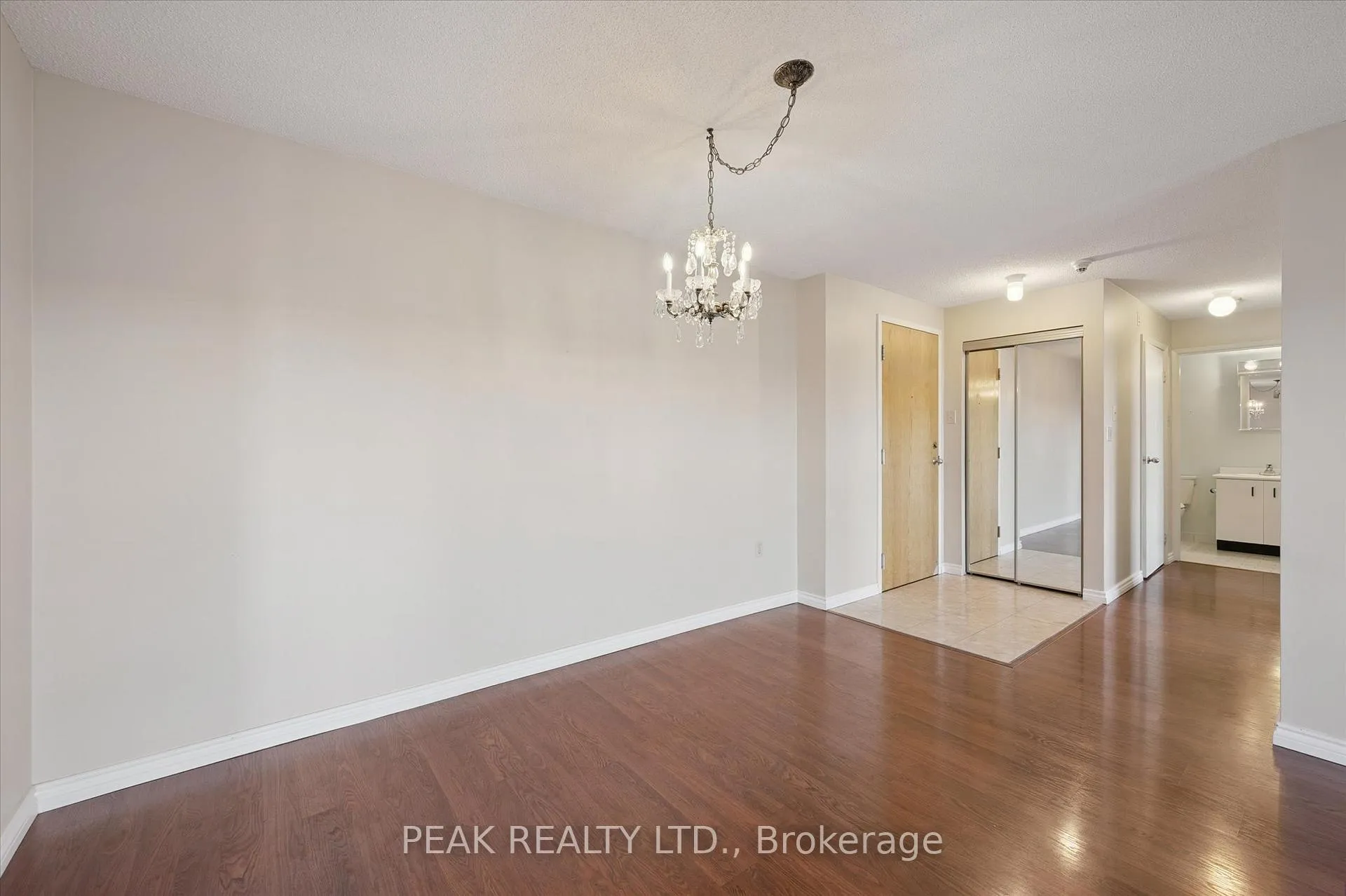 Photo 7 of Unit 702, 30 Blue Springs Drive, Waterloo — HOMEH