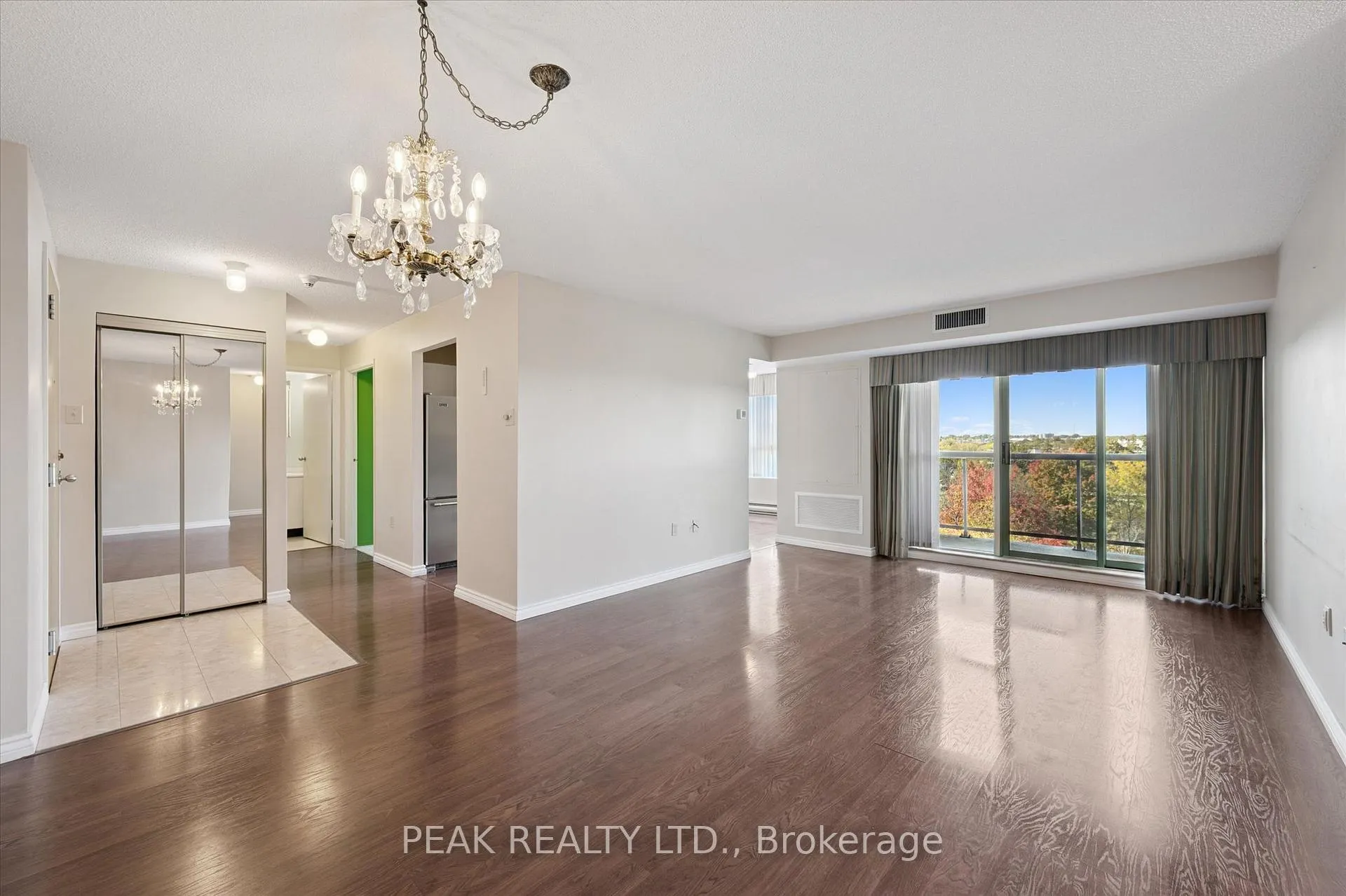 Photo 9 of Unit 702, 30 Blue Springs Drive, Waterloo — HOMEH