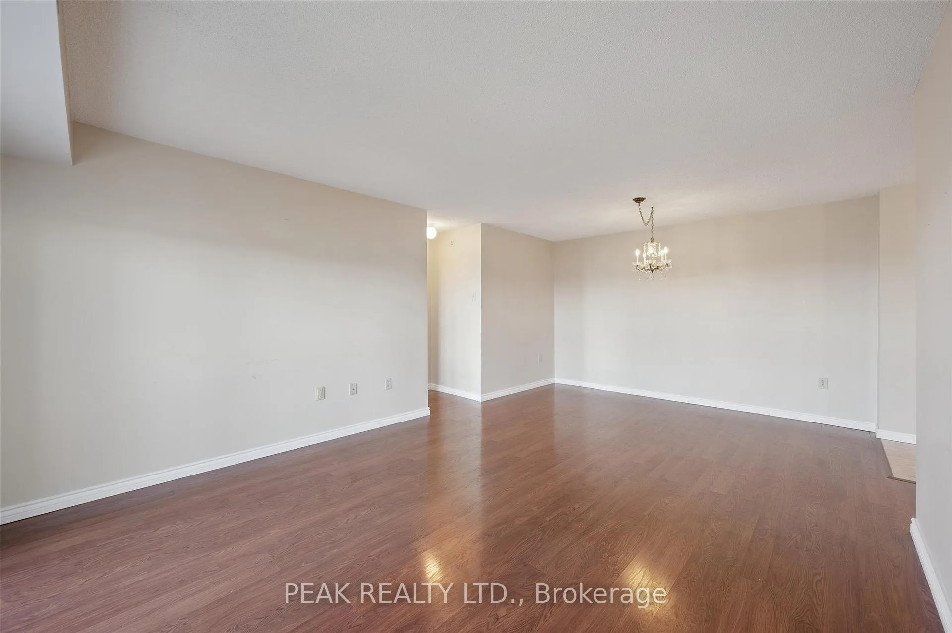 Photo 12 of Unit 702, 30 Blue Springs Drive, Waterloo — HOMEH