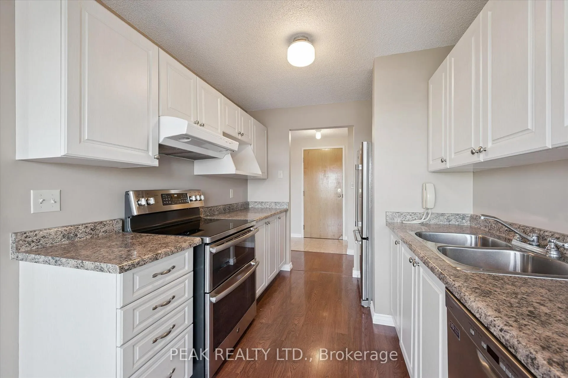 Photo 15 of Unit 702, 30 Blue Springs Drive, Waterloo — HOMEH