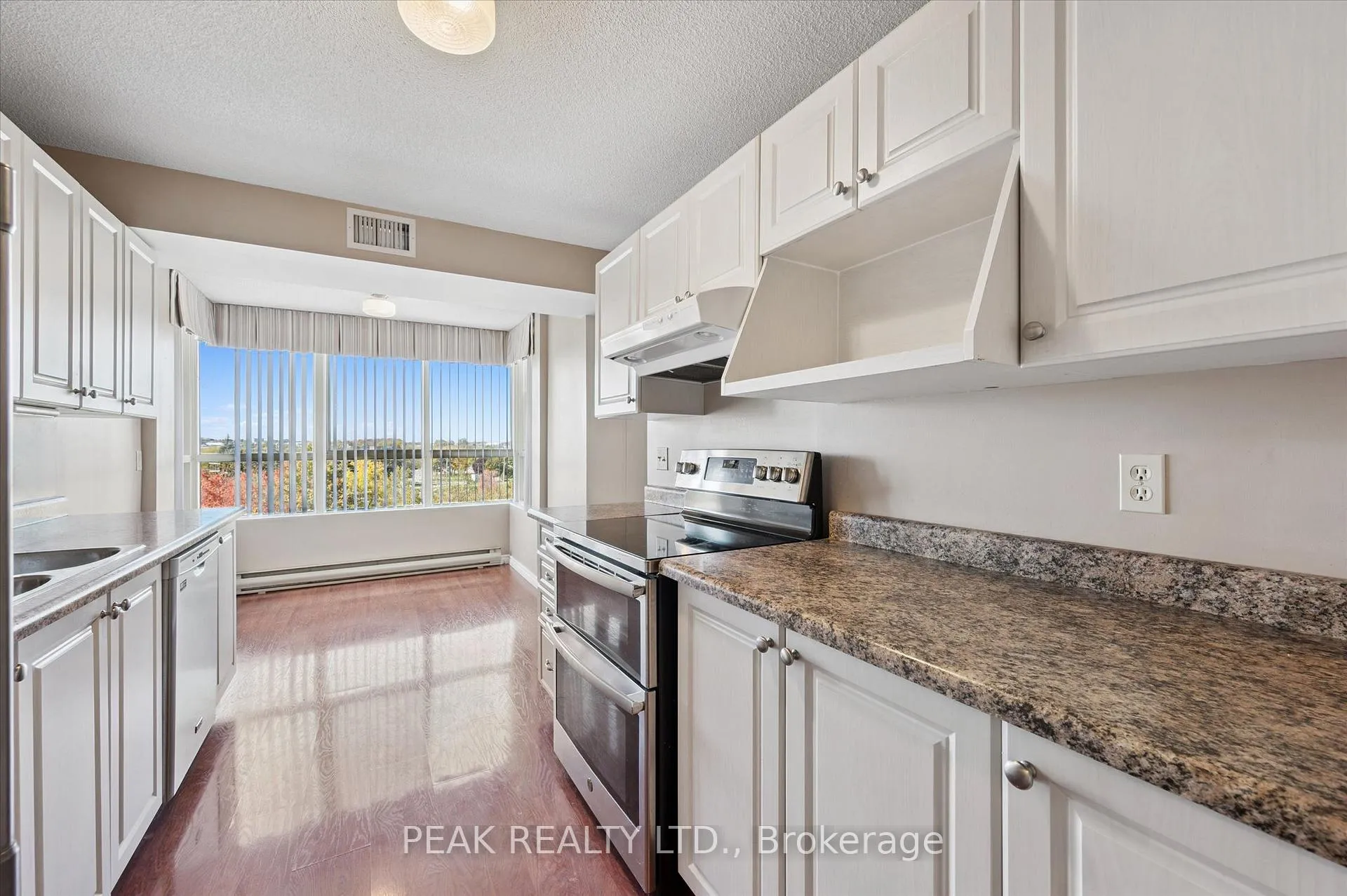 Photo 16 of Unit 702, 30 Blue Springs Drive, Waterloo — HOMEH