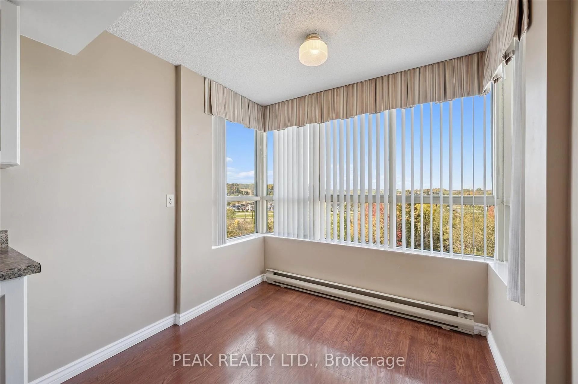 Photo 18 of Unit 702, 30 Blue Springs Drive, Waterloo — HOMEH