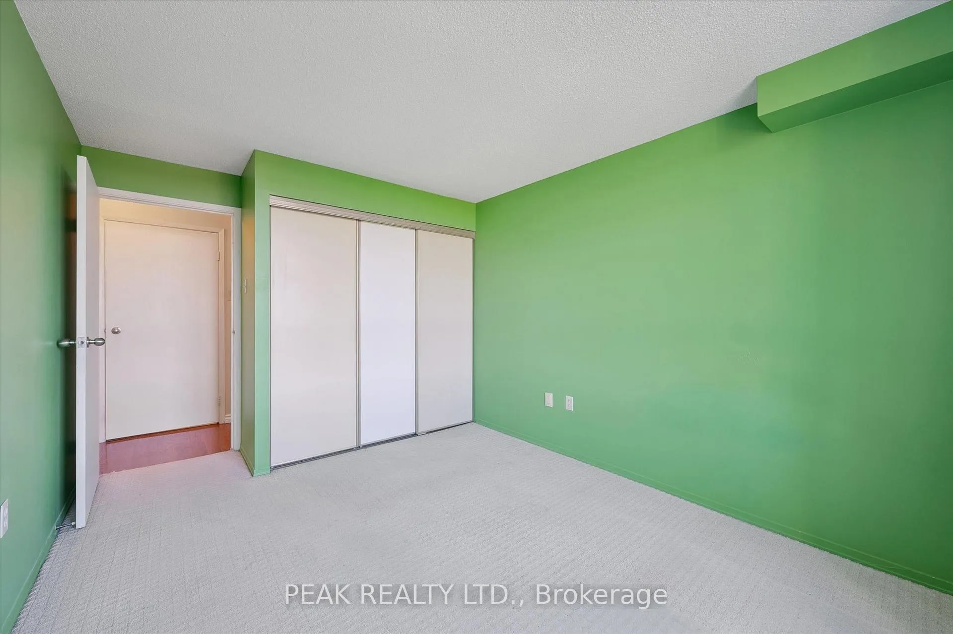 Photo 28 of Unit 702, 30 Blue Springs Drive, Waterloo — HOMEH