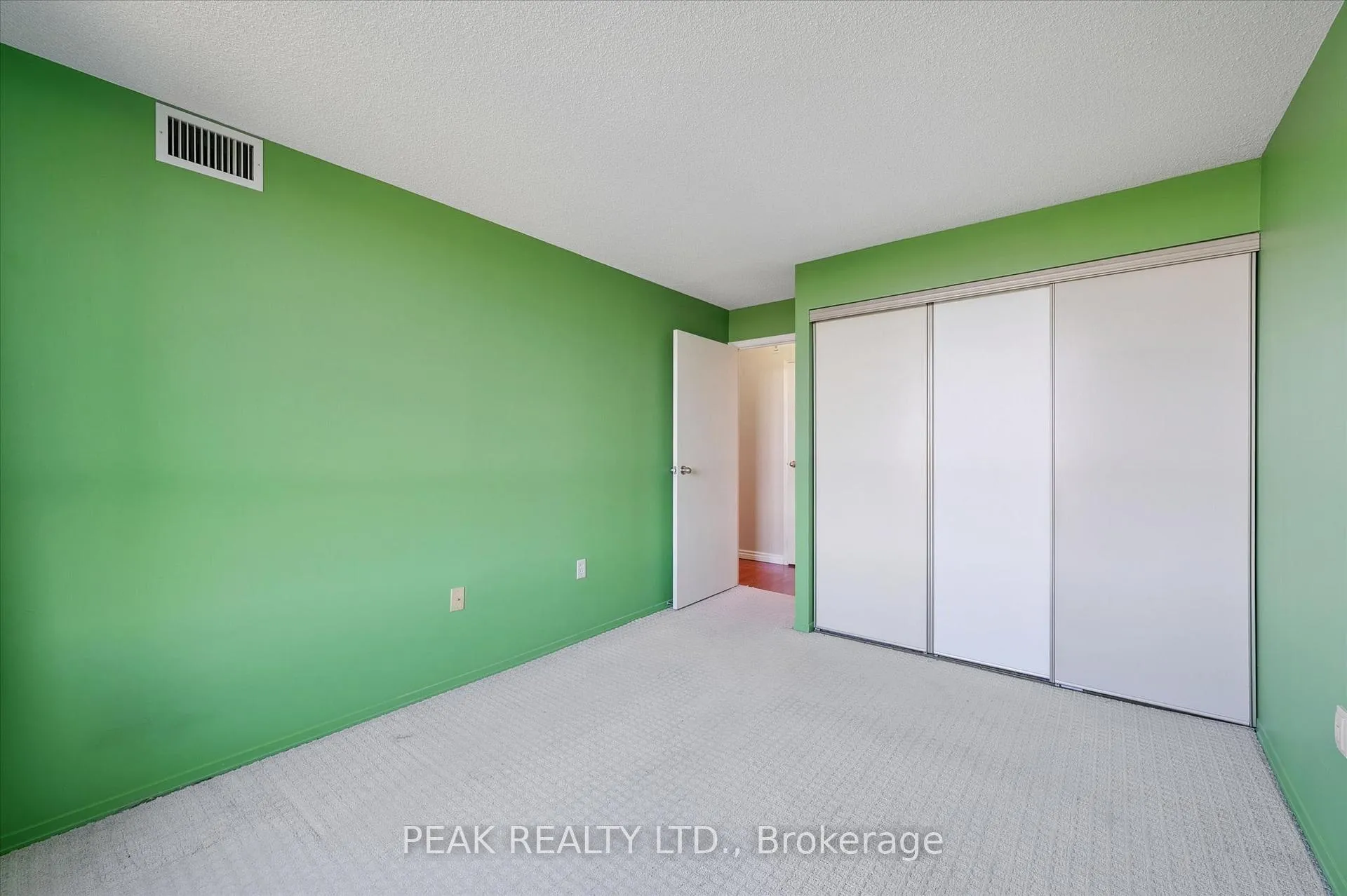 Photo 29 of Unit 702, 30 Blue Springs Drive, Waterloo — HOMEH