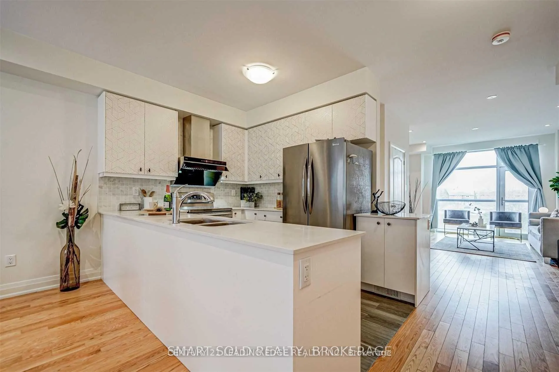 Photo 10 of 26 Teasel Way, Markham, Unionville — HOMEH