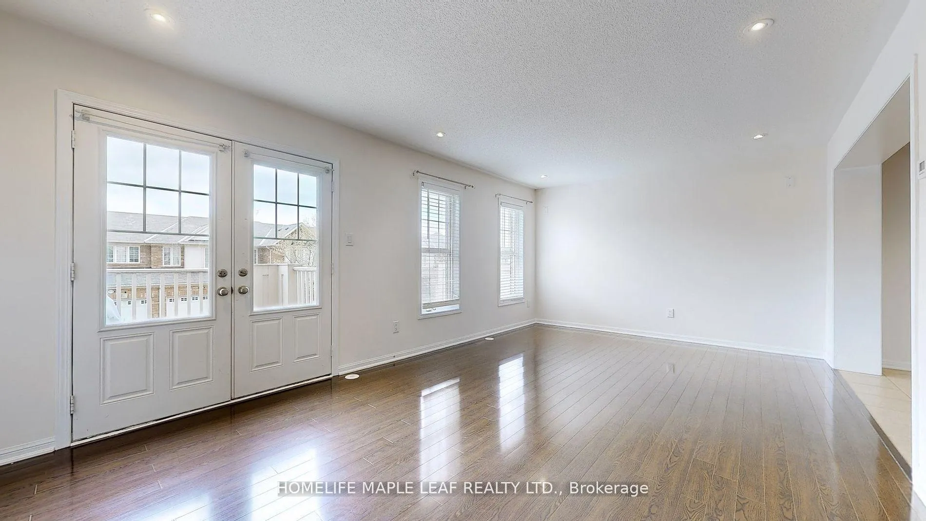 Photo 6 of 211 Woodley Crescent, Milton, Willmott — HOMEH