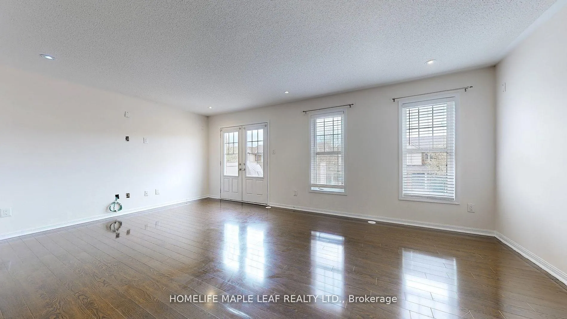 Photo 7 of 211 Woodley Crescent, Milton, Willmott — HOMEH