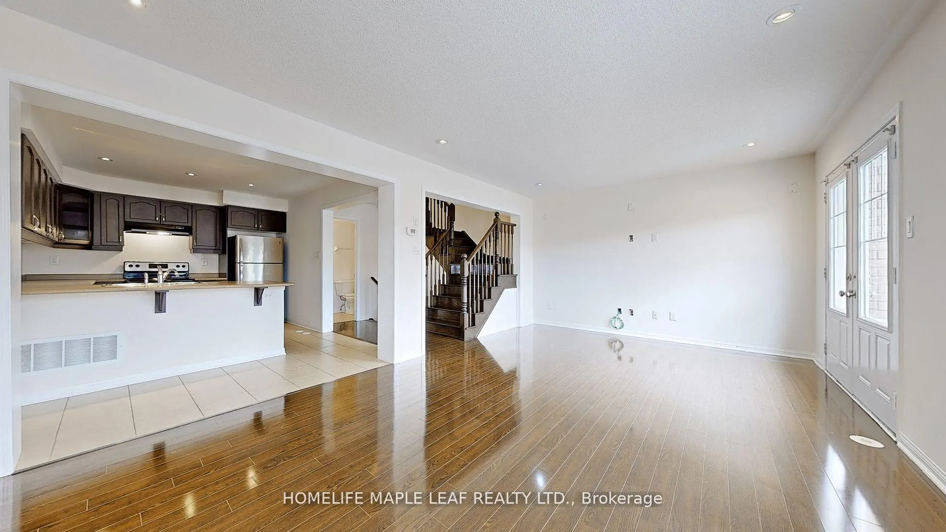 Photo 9 of 211 Woodley Crescent, Milton, Willmott — HOMEH