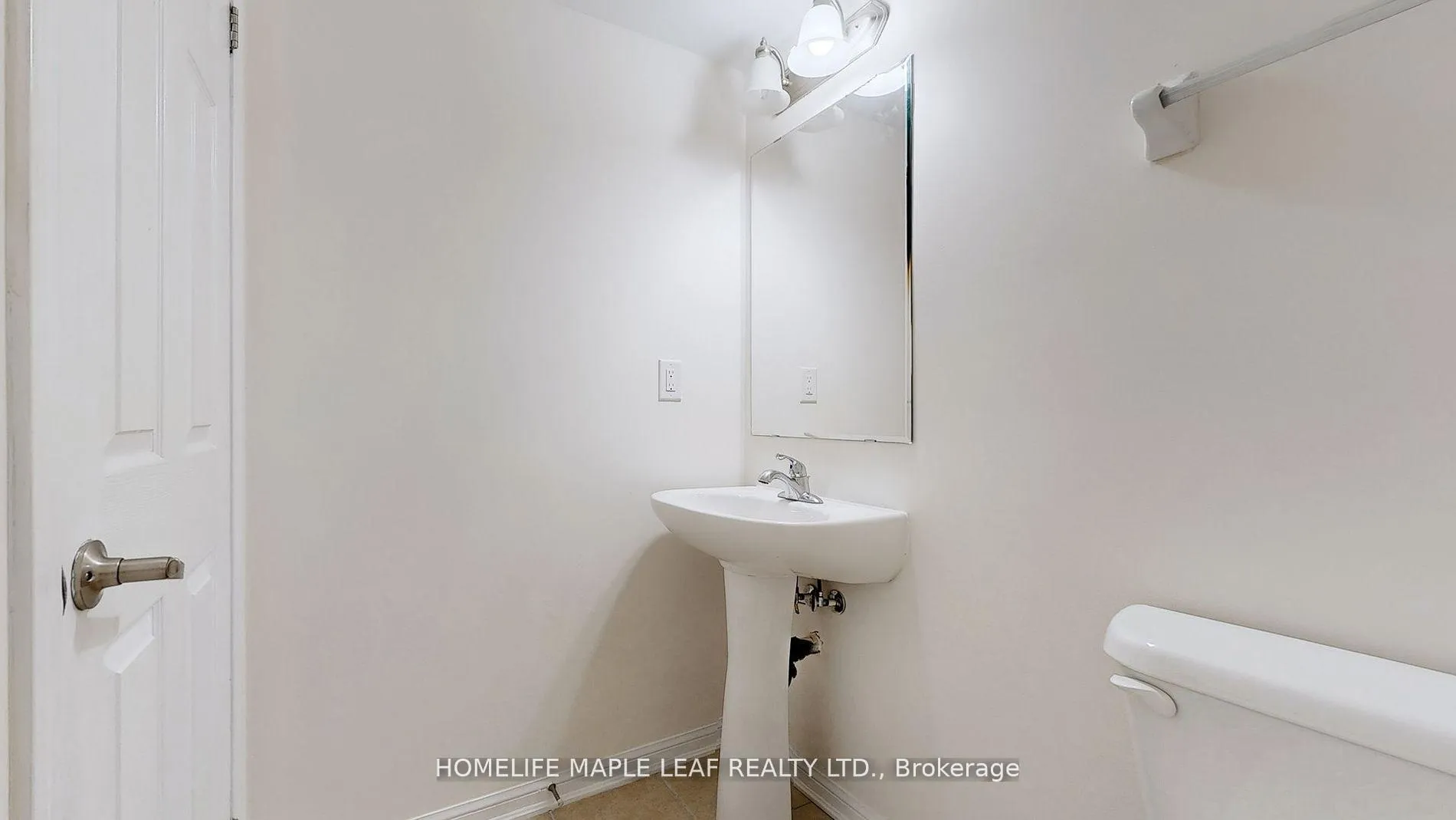 Photo 16 of 211 Woodley Crescent, Milton, Willmott — HOMEH