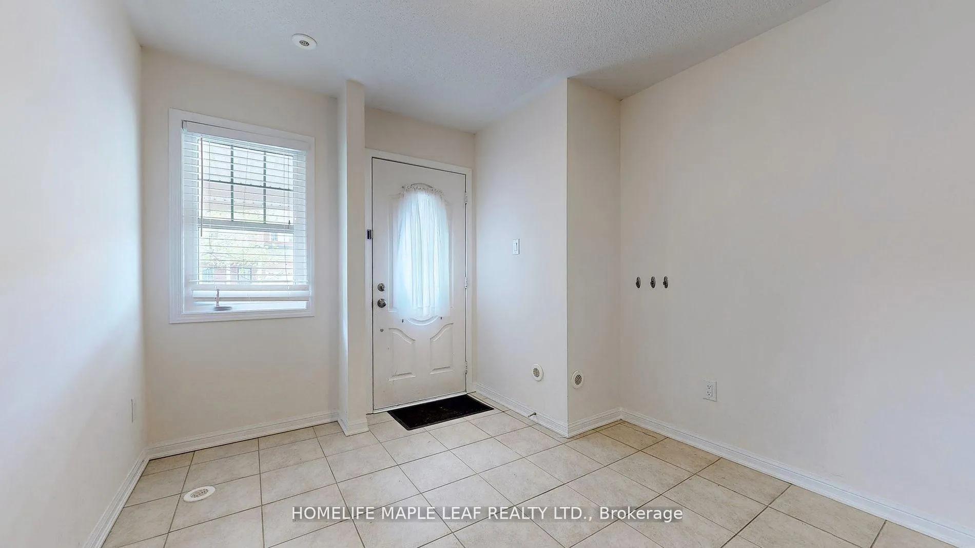Photo 18 of 211 Woodley Crescent, Milton, Willmott — HOMEH