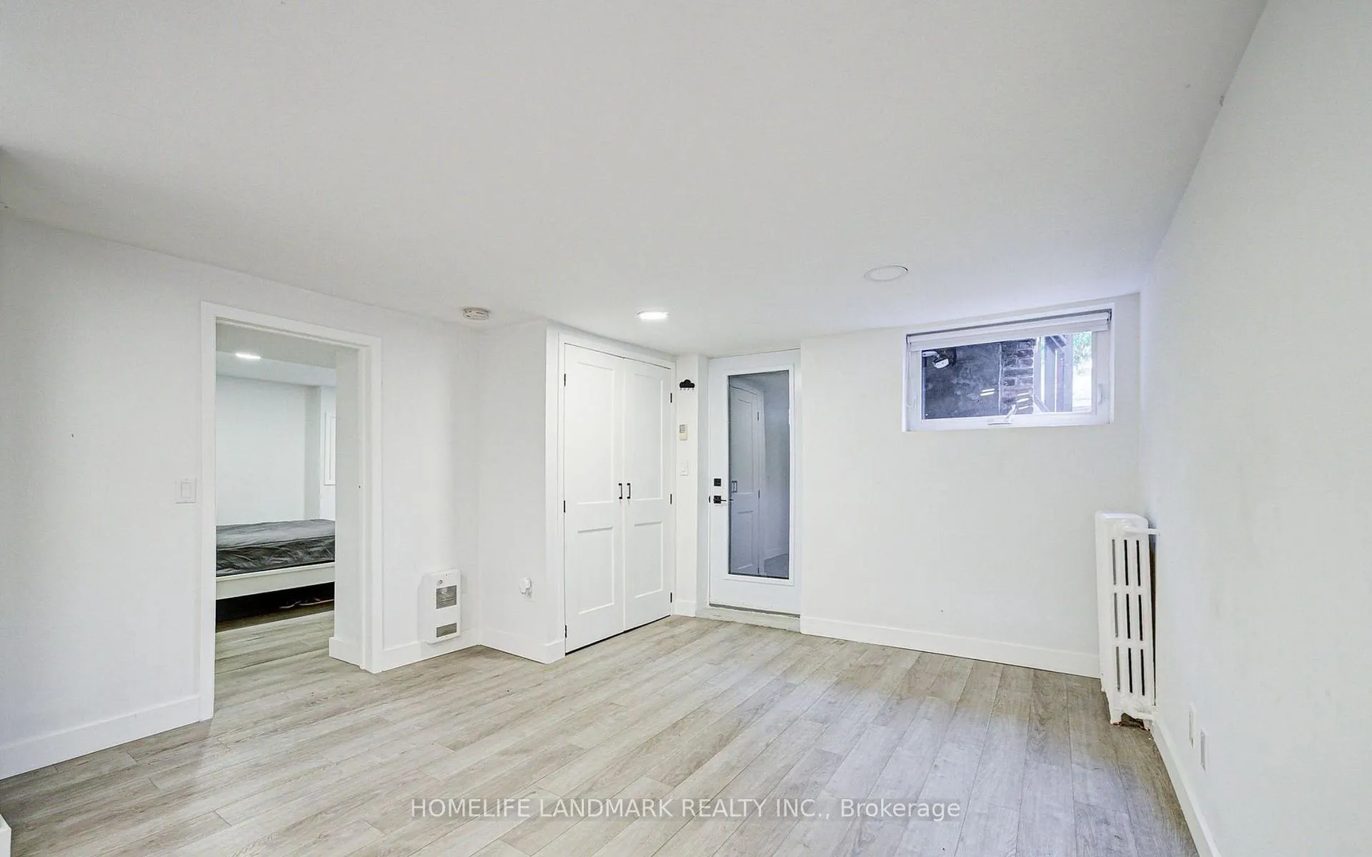 Photo 5 of Unit Basement Apt, 246 Euclid Avenue, Toronto, Trinity-Bellwoods — HOMEH