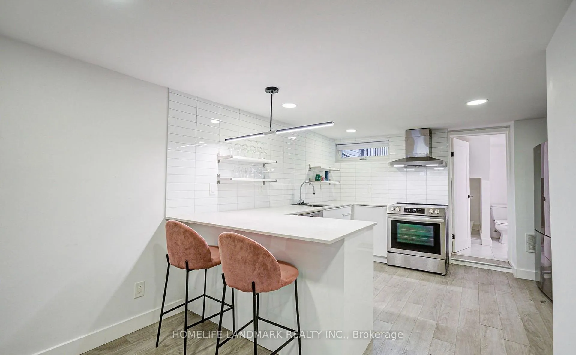 Photo 7 of Unit Basement Apt, 246 Euclid Avenue, Toronto, Trinity-Bellwoods — HOMEH